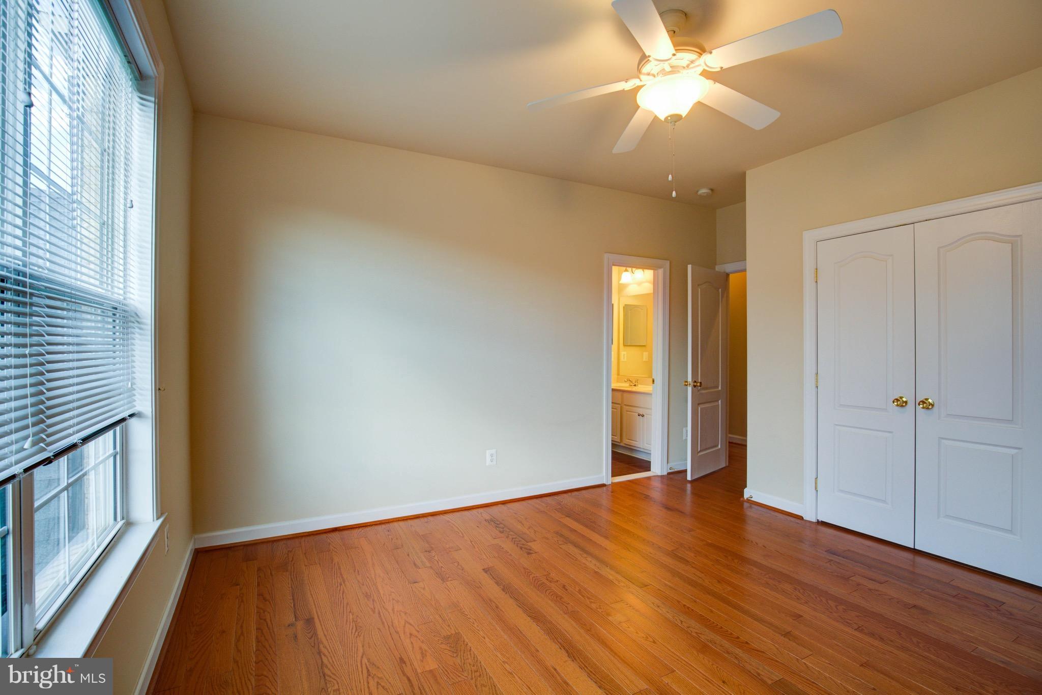 ASHBURN - Residential