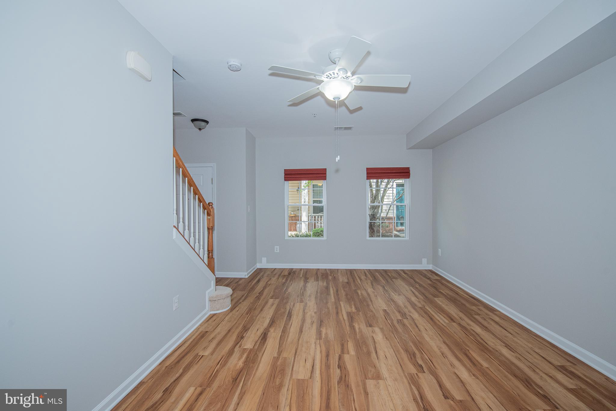 CHATSWORTH VILLAGE CONDO - Residential