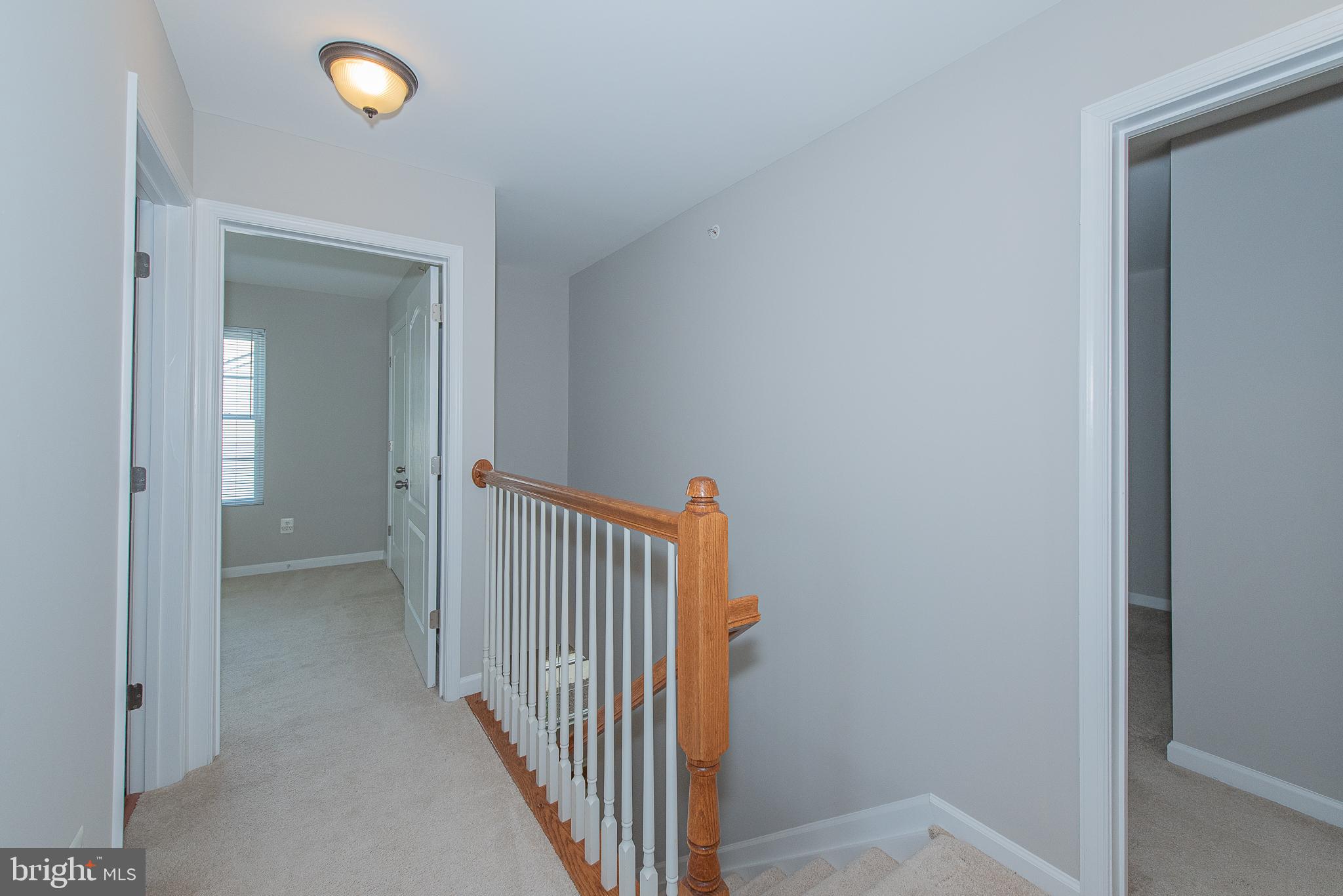 CHATSWORTH VILLAGE CONDO - Residential