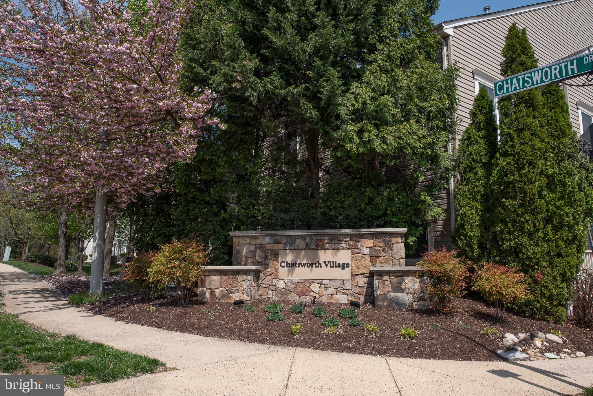CHATSWORTH VILLAGE CONDO - Residential