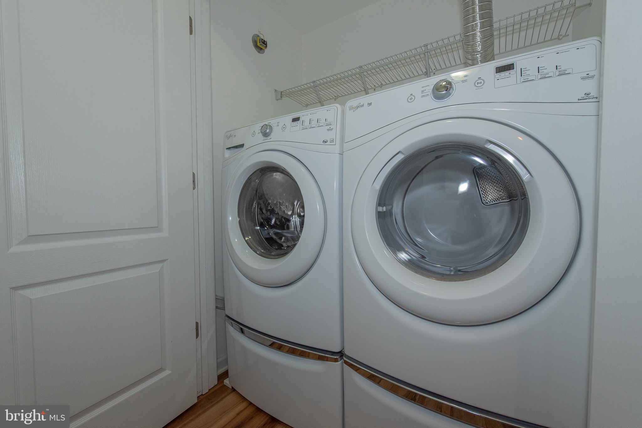 CHATSWORTH VILLAGE CONDO - Residential