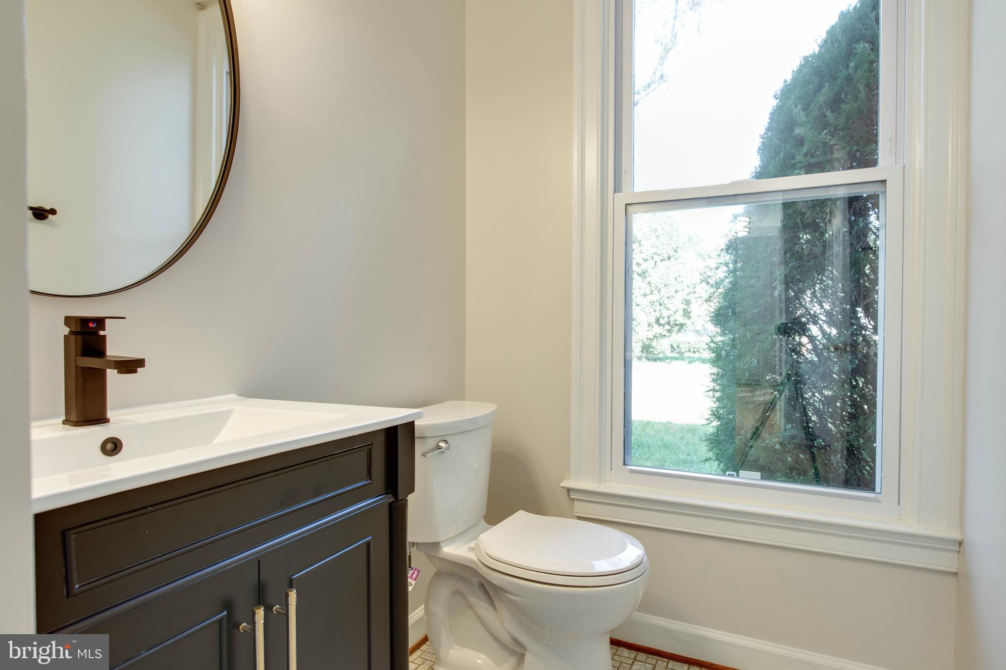 GREENS OF CROFTON - Residential Lease