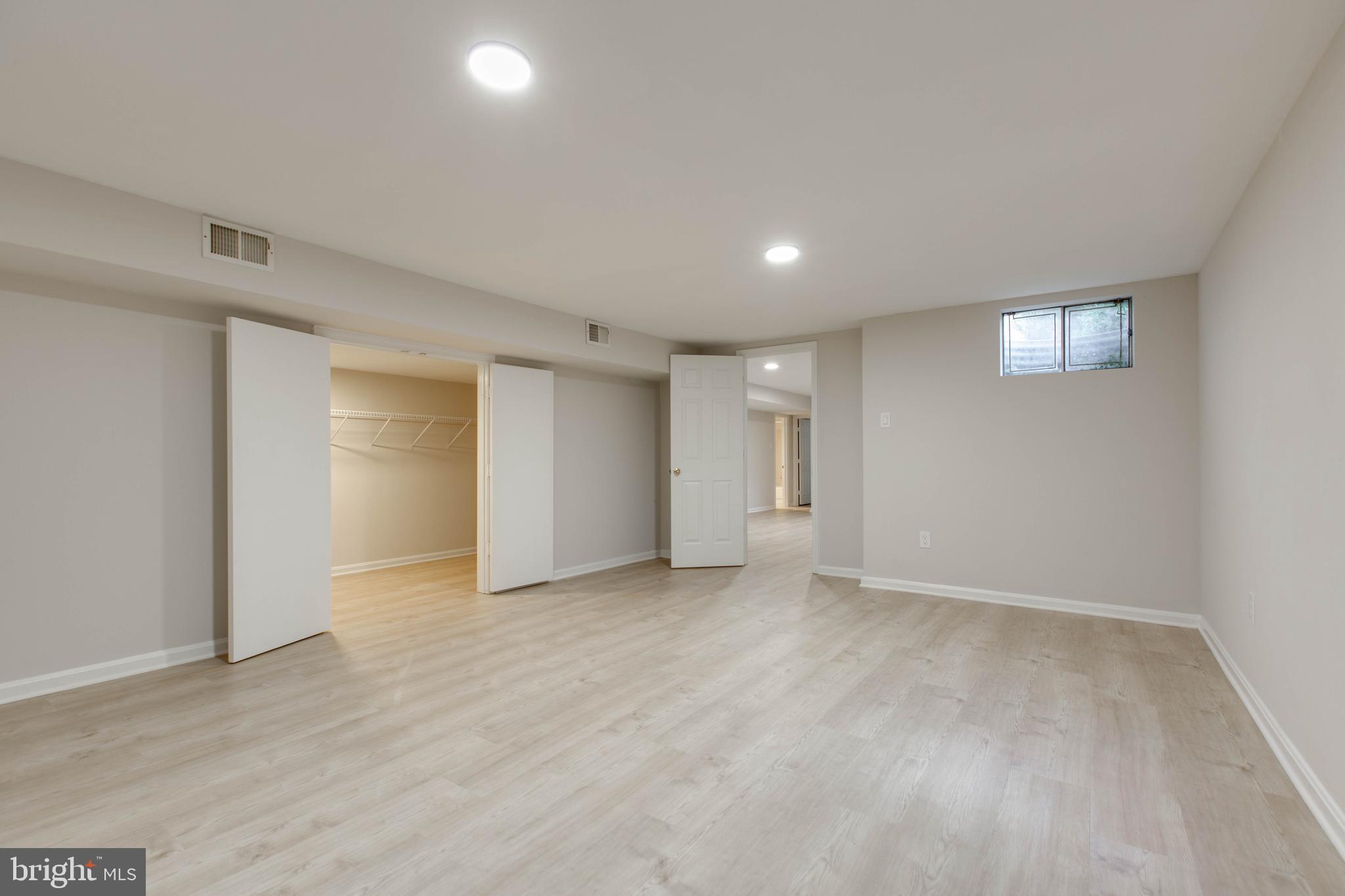 GREENS OF CROFTON - Residential Lease