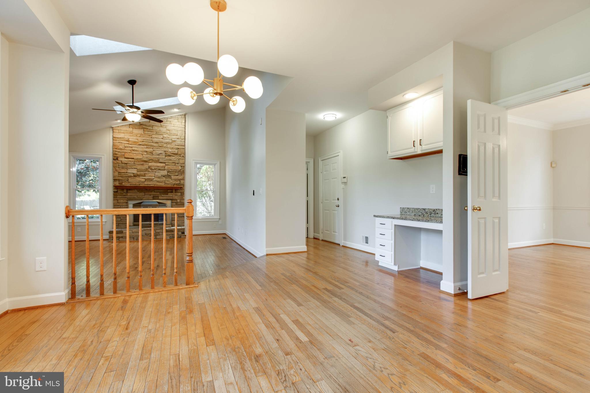 GREENS OF CROFTON - Residential Lease