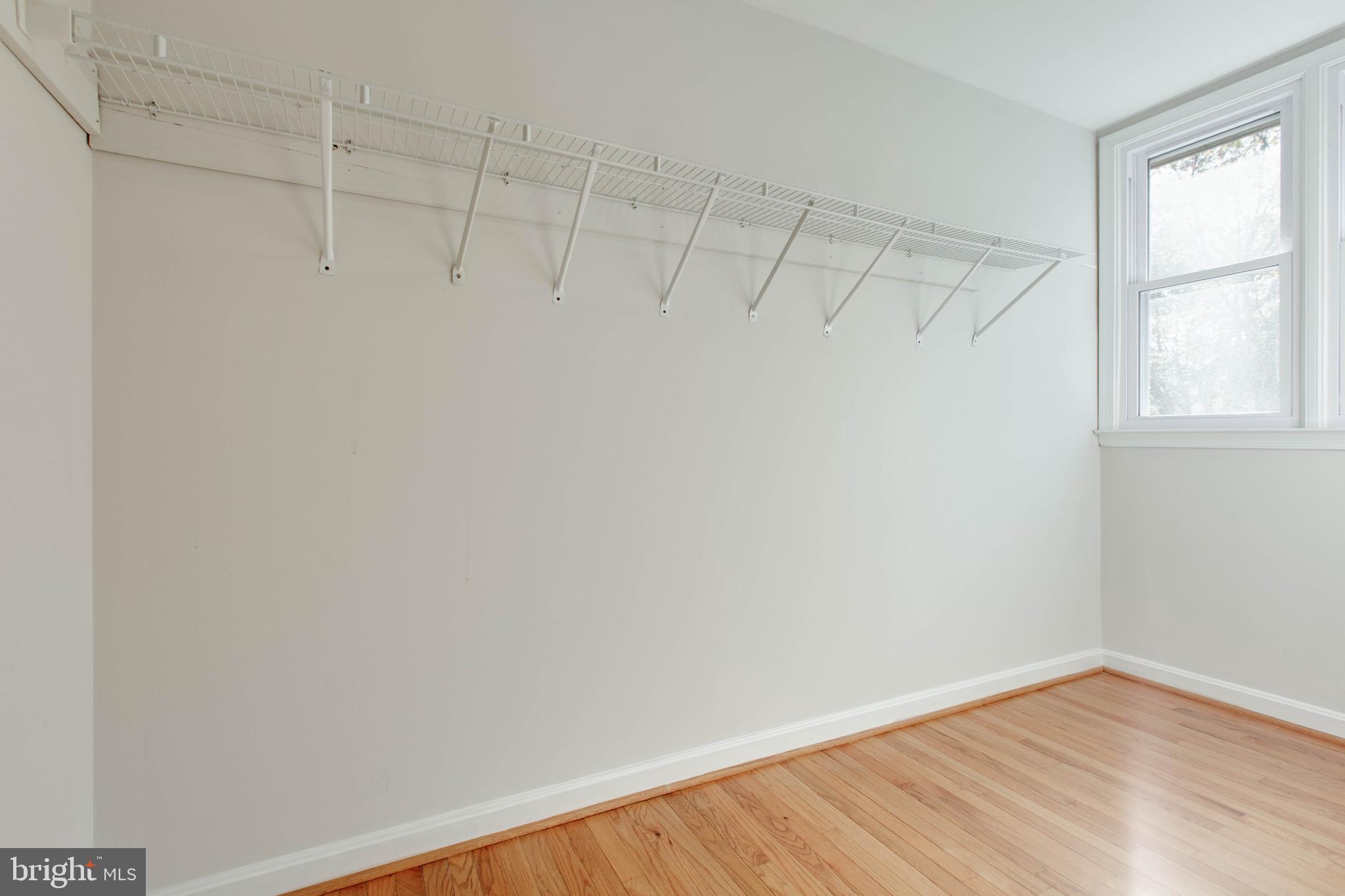 GREENS OF CROFTON - Residential Lease