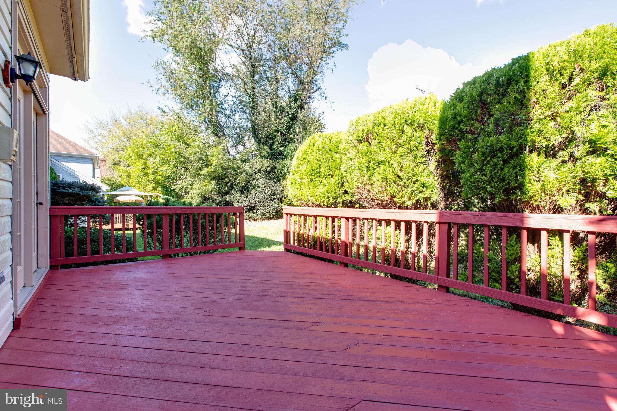 GREENS OF CROFTON - Residential Lease