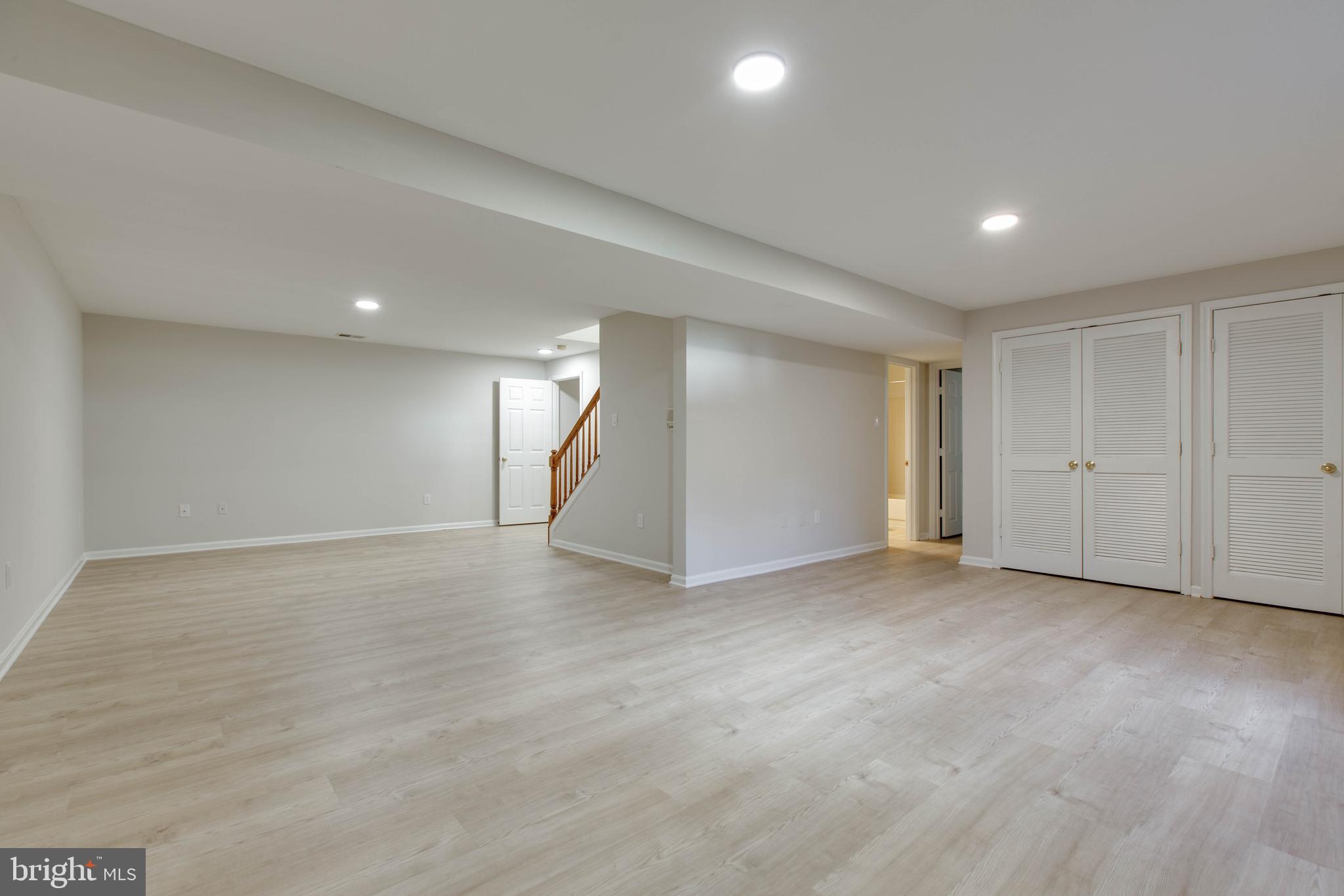 GREENS OF CROFTON - Residential Lease