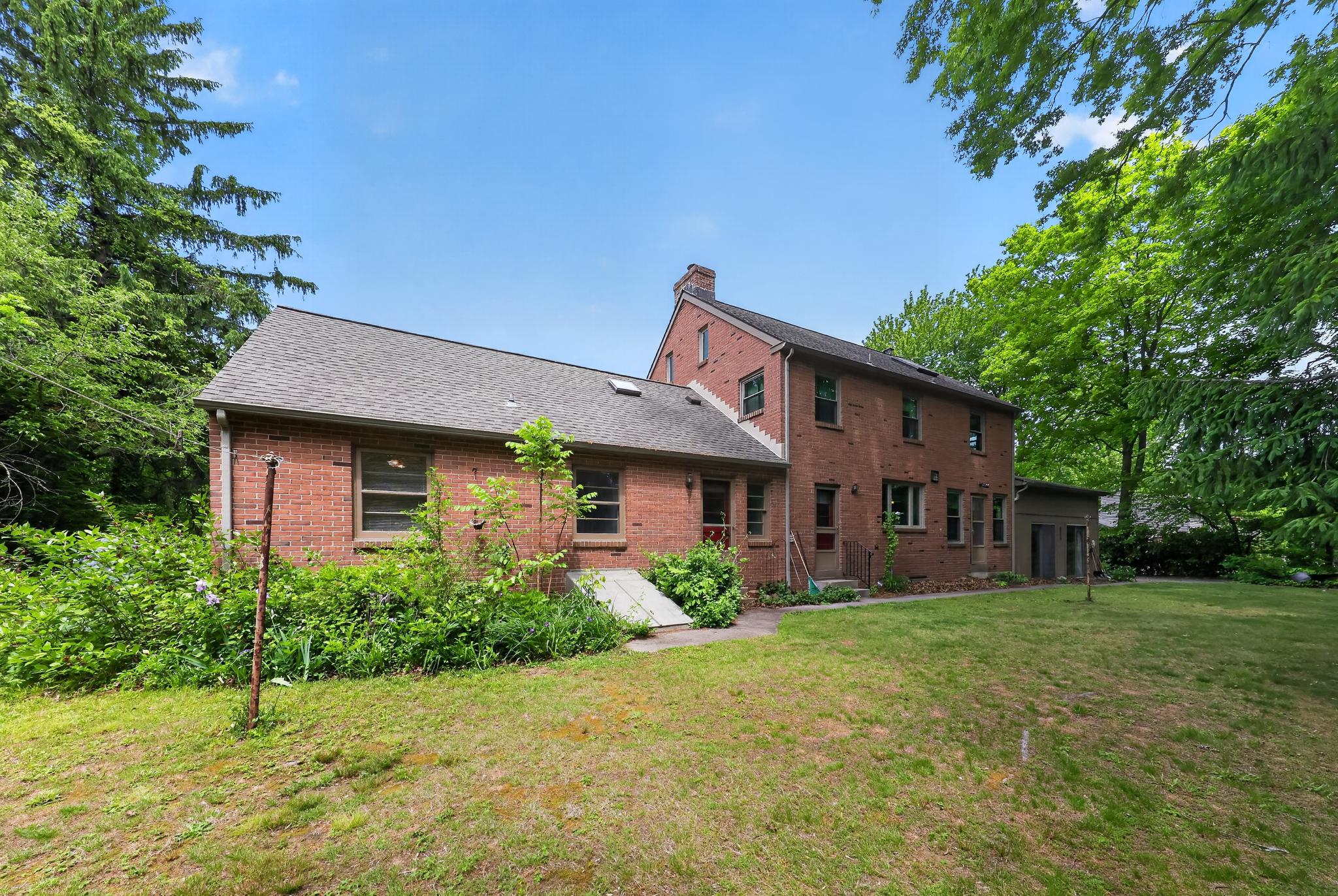 INDIAN FIELD - Residential