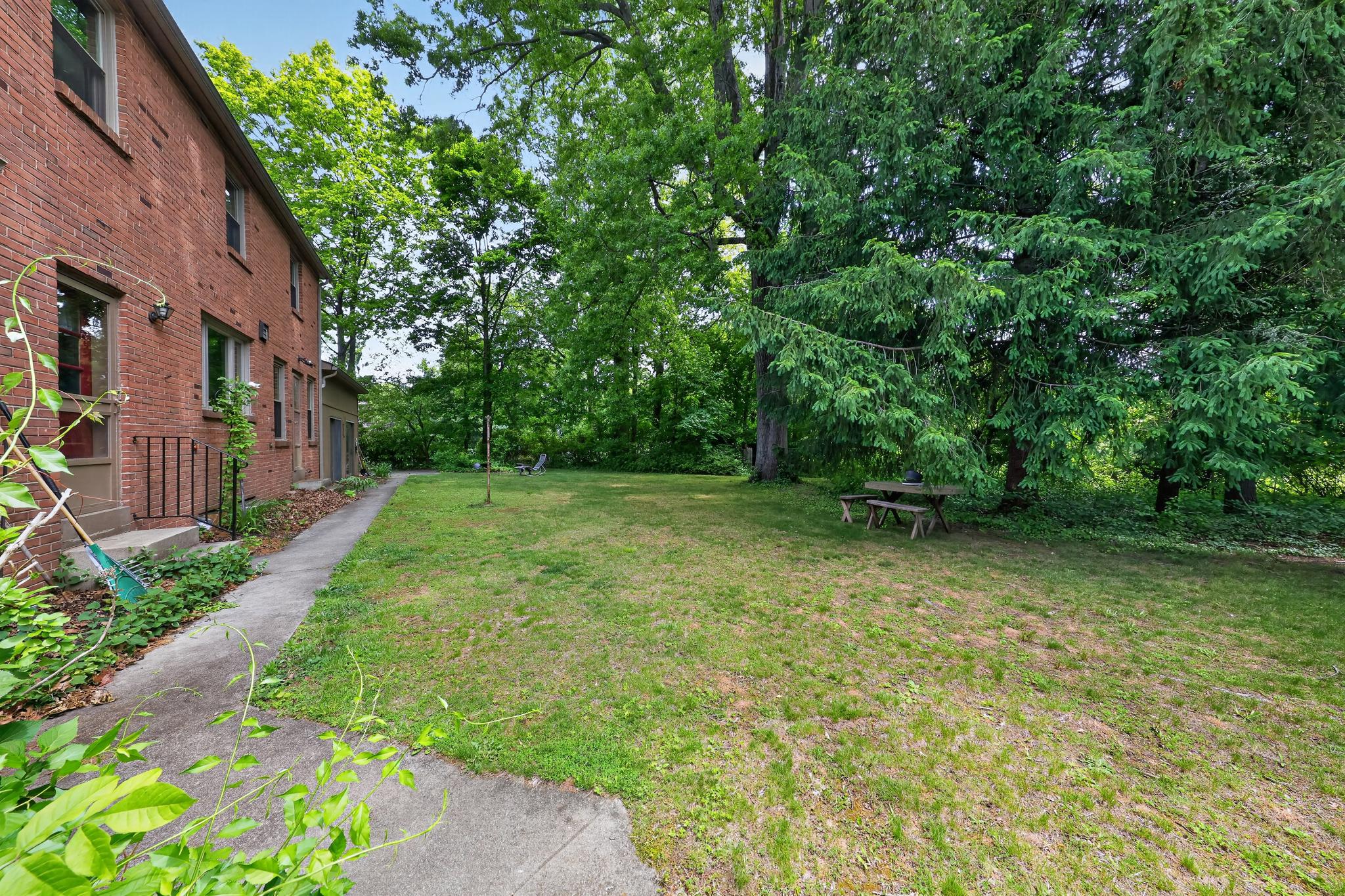 INDIAN FIELD - Residential