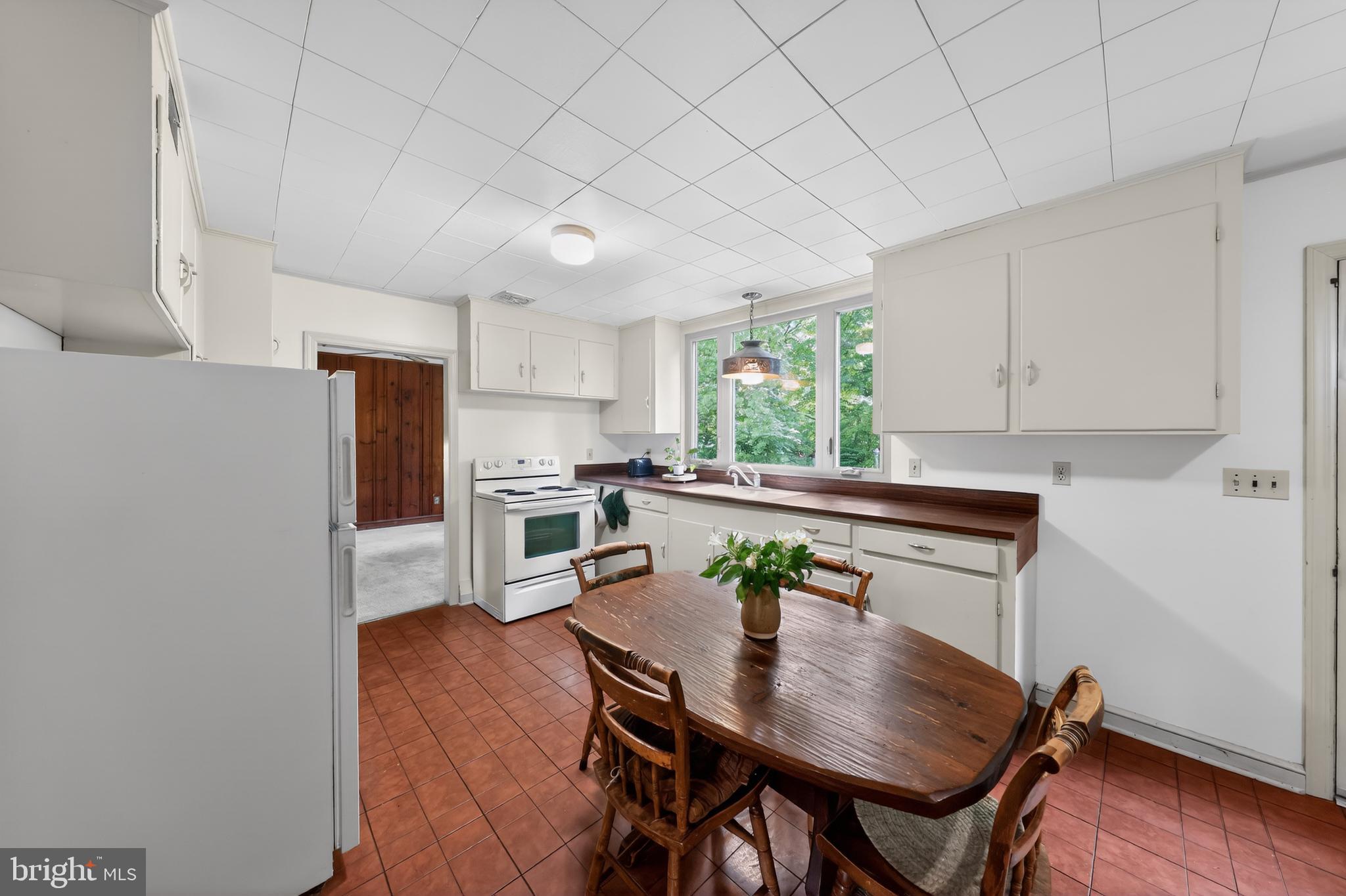 INDIAN FIELD - Residential