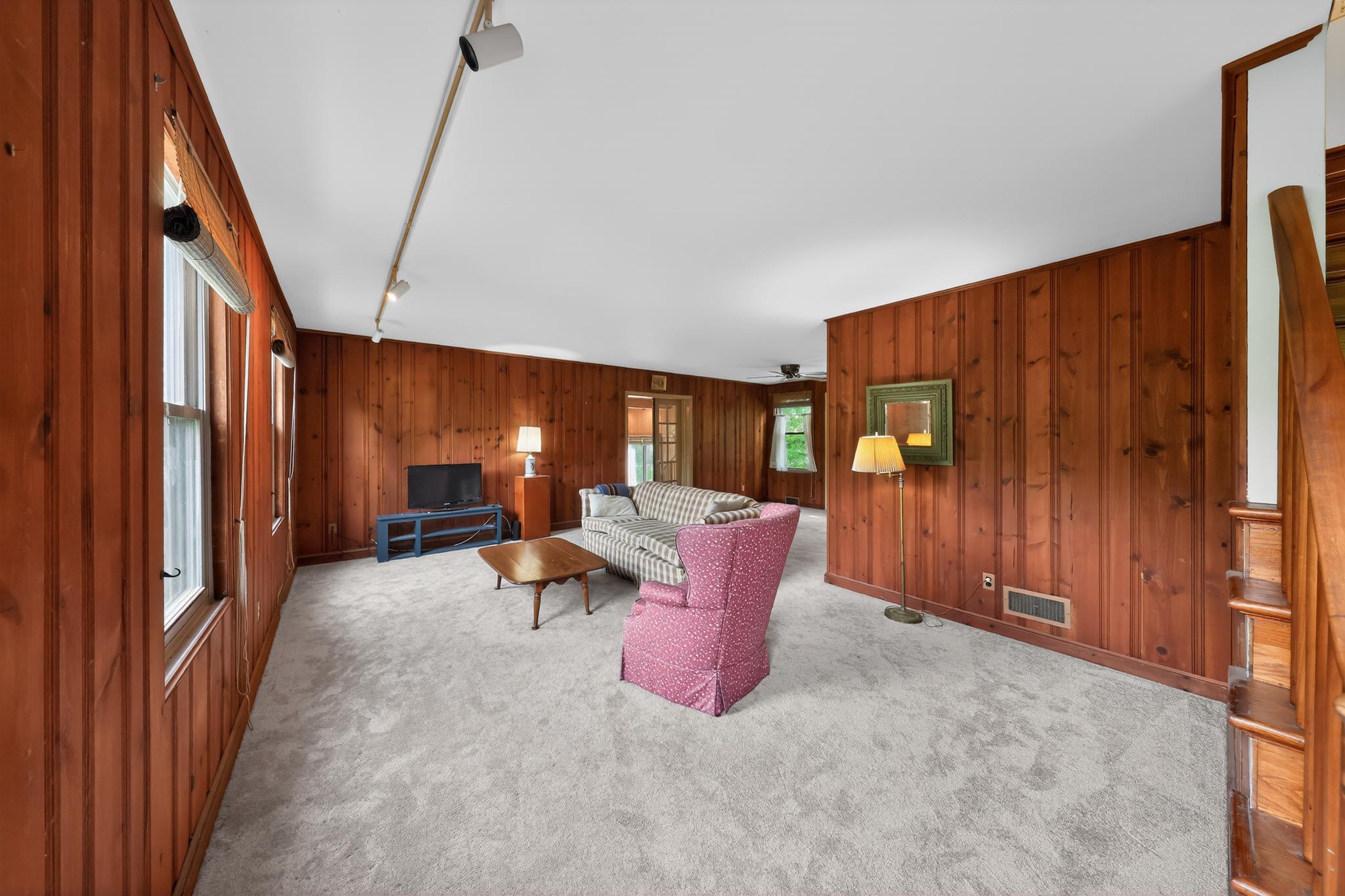 INDIAN FIELD - Residential