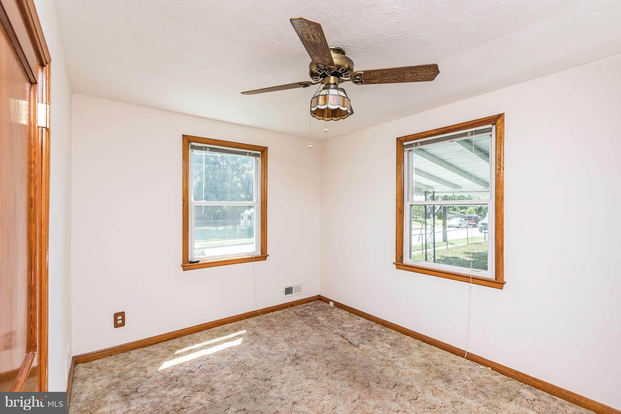 WOODLAWN ESTATES - Residential