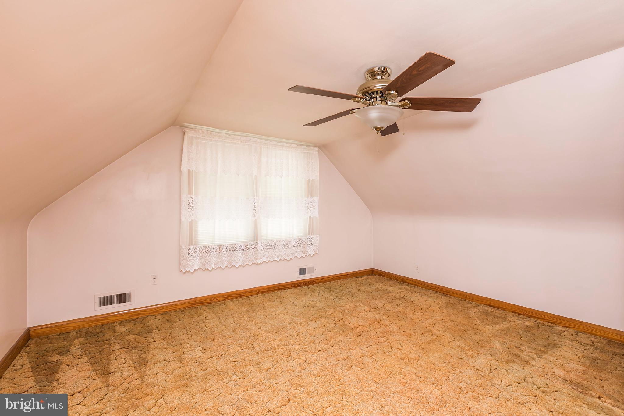 WOODLAWN ESTATES - Residential