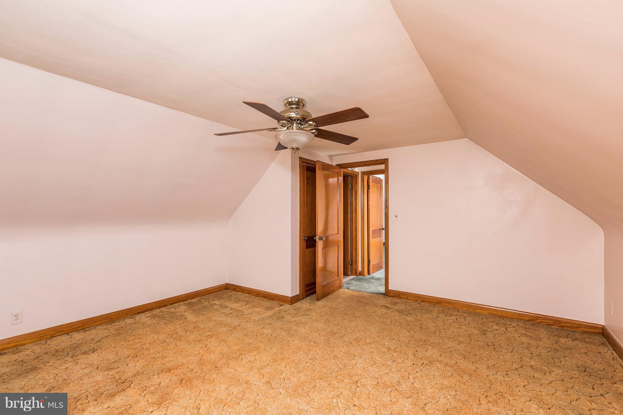 WOODLAWN ESTATES - Residential