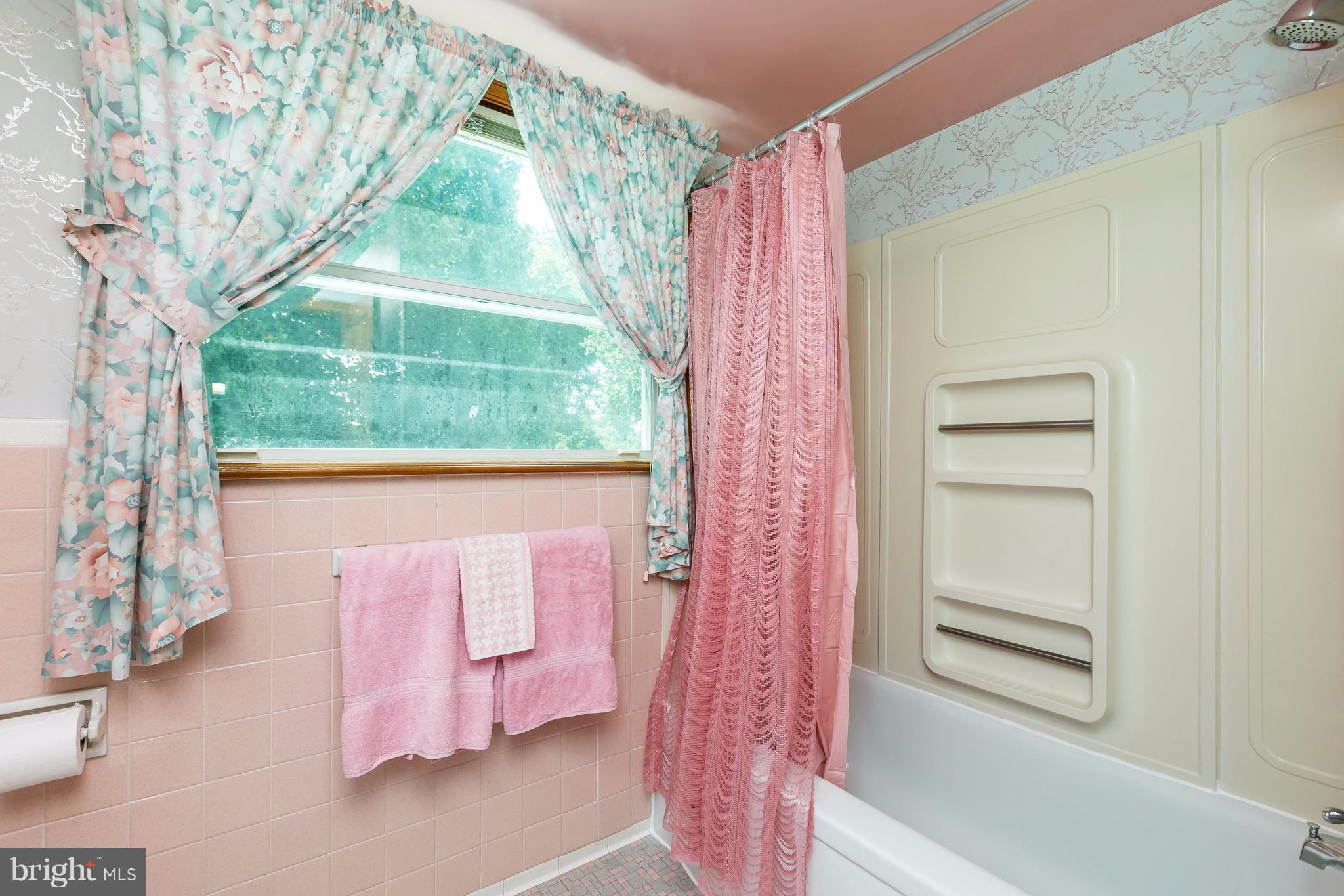 WOODLAWN ESTATES - Residential