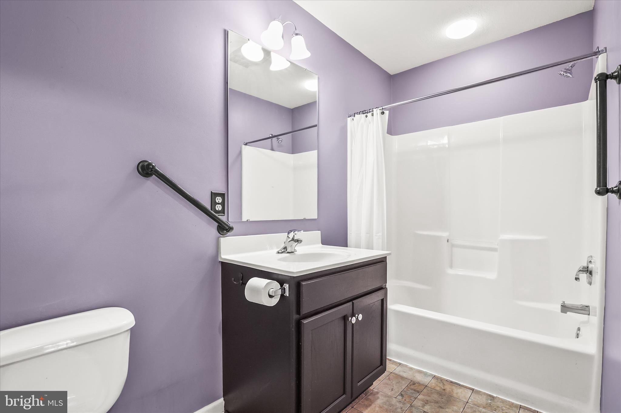 NEW FREEDOM VIEW - Residential