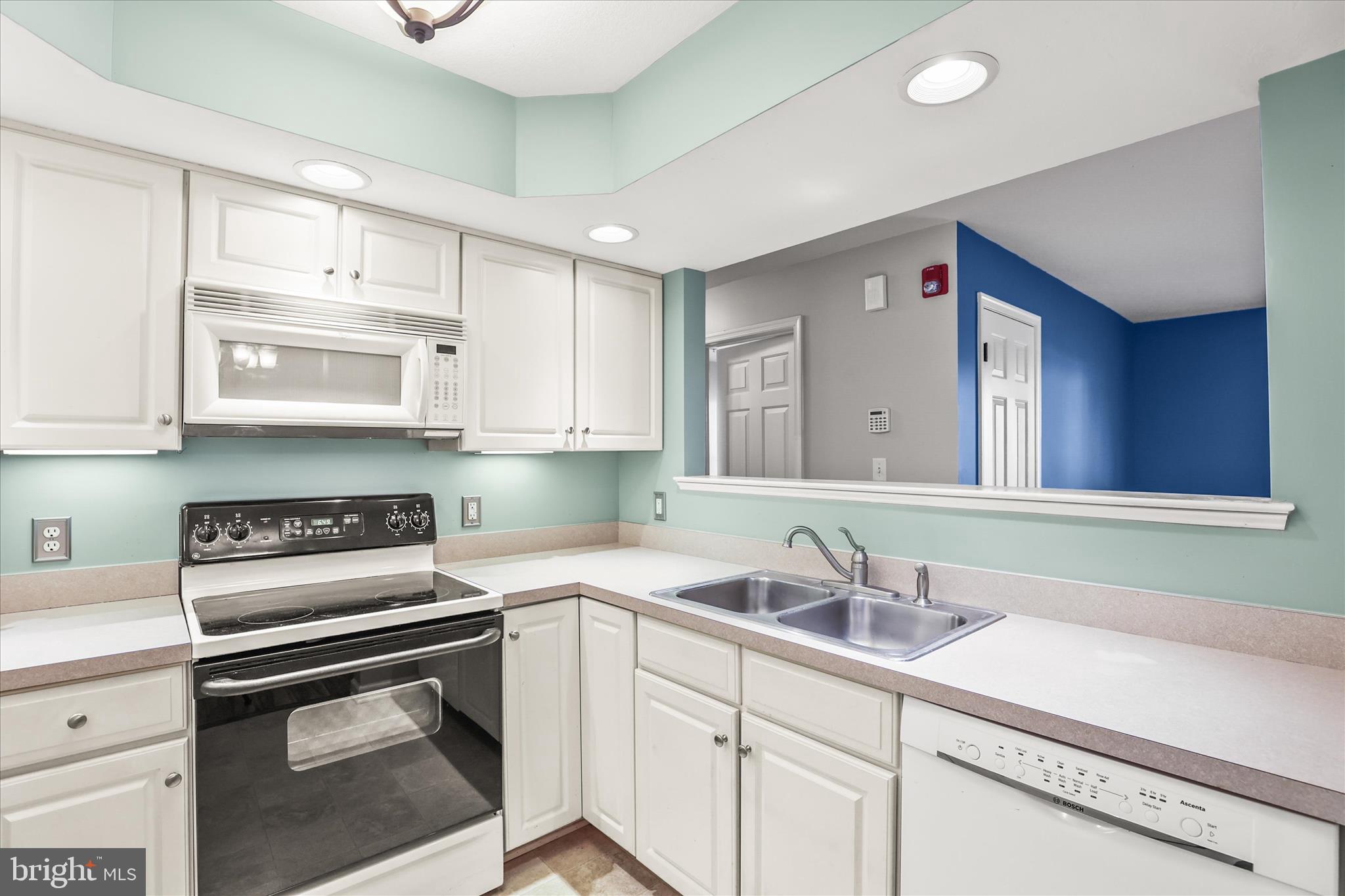 NEW FREEDOM VIEW - Residential