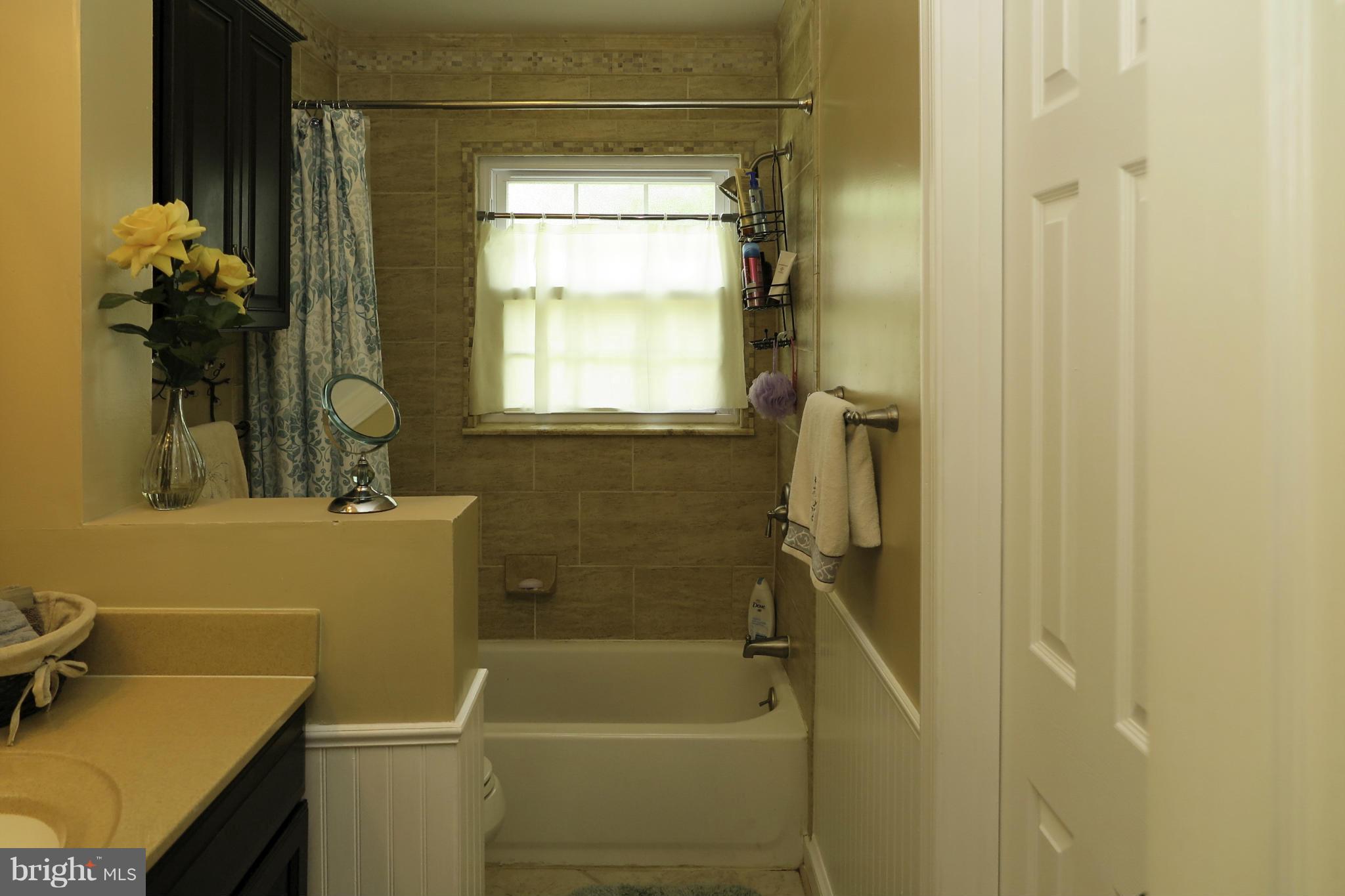 HAYFIELD FARM - Residential