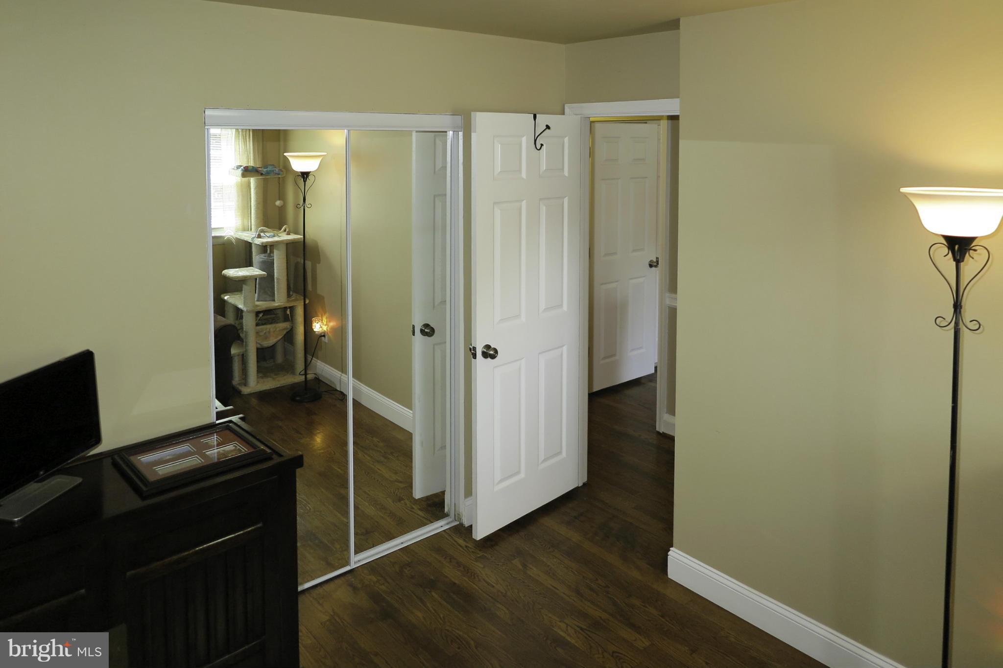 HAYFIELD FARM - Residential