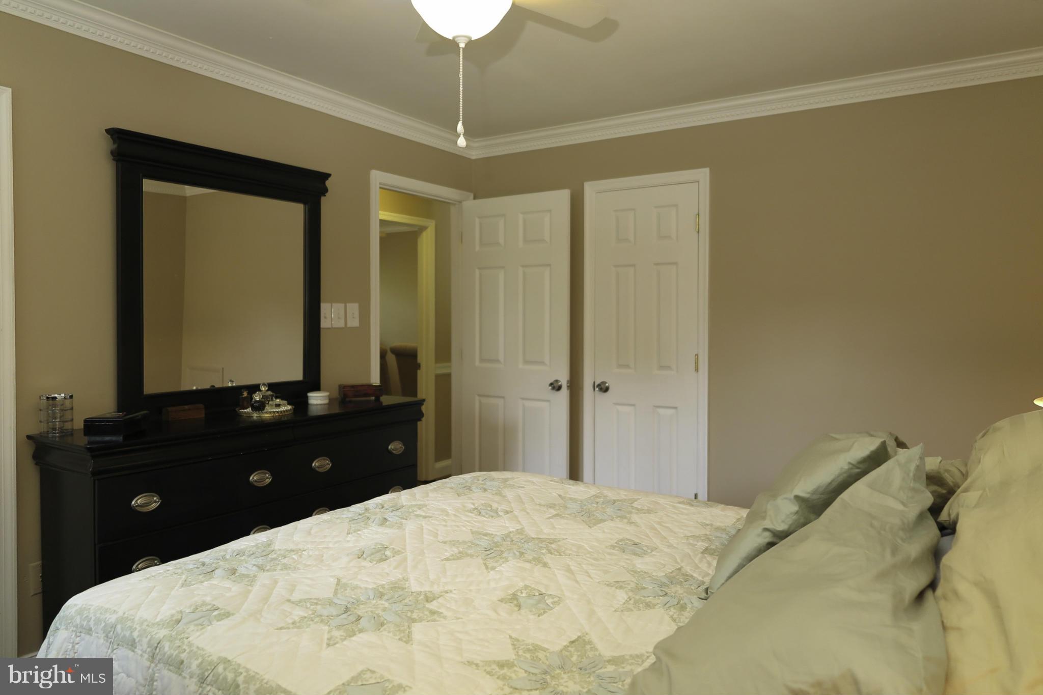 HAYFIELD FARM - Residential