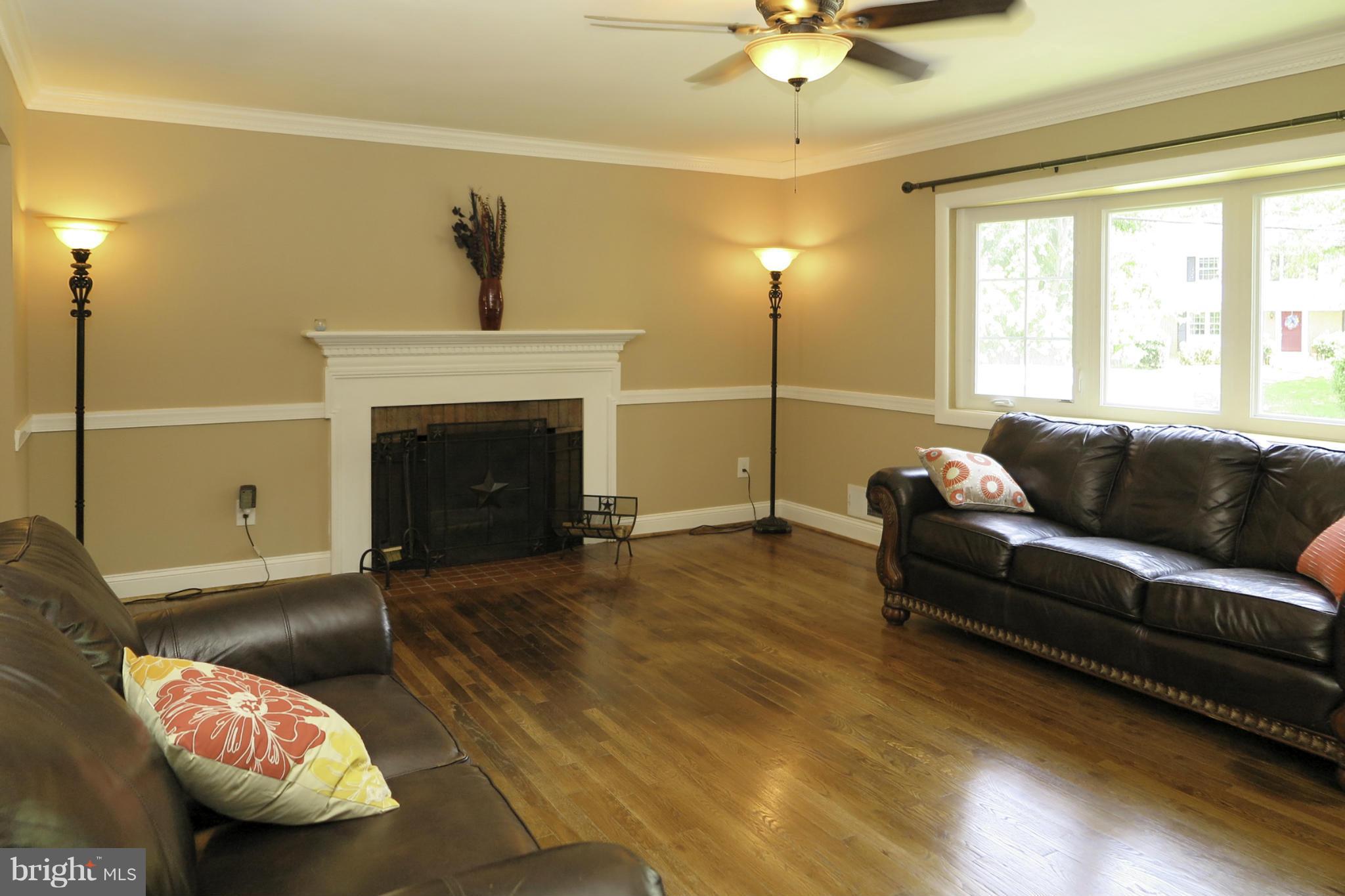 HAYFIELD FARM - Residential