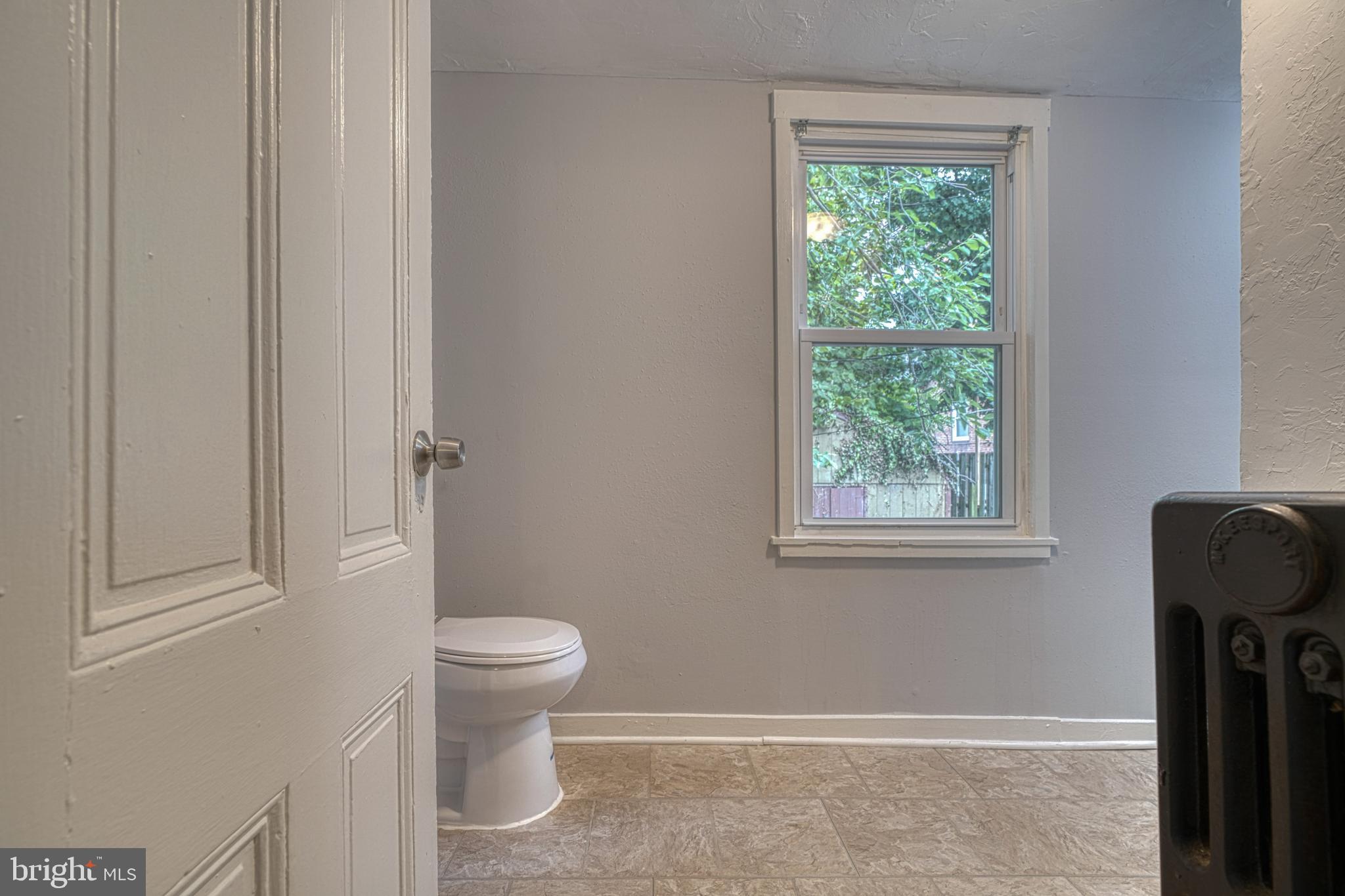 HAMPDEN HISTORIC DISTRICT - Residential Lease