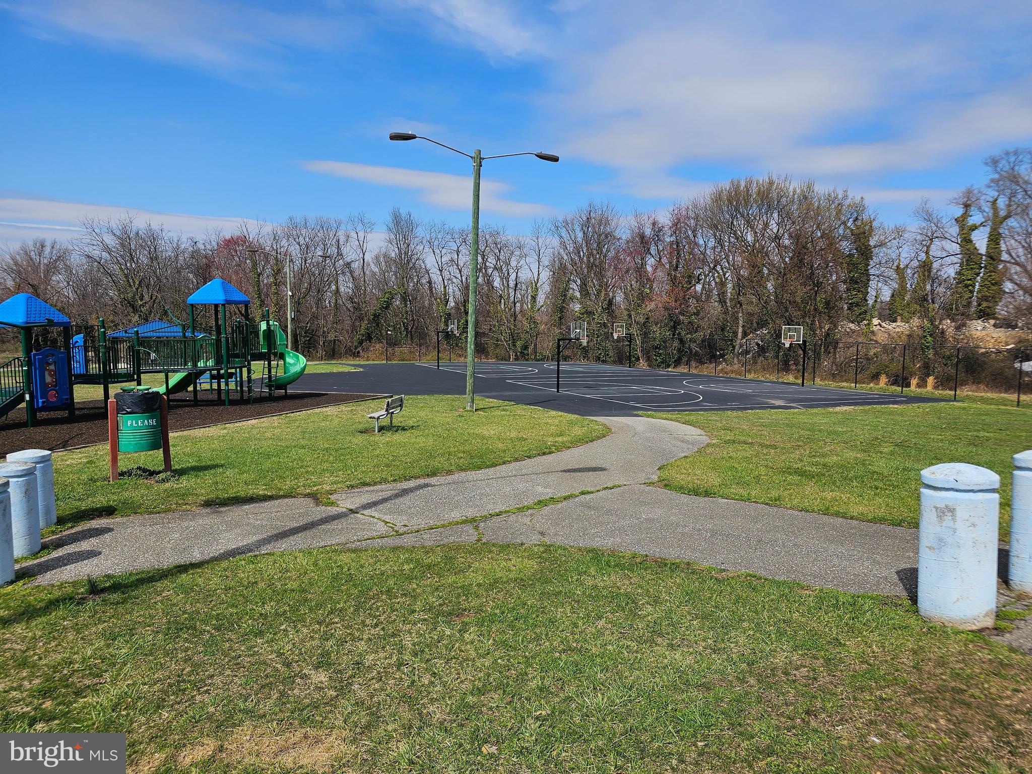 ARUNDEL VILLAGE - Residential