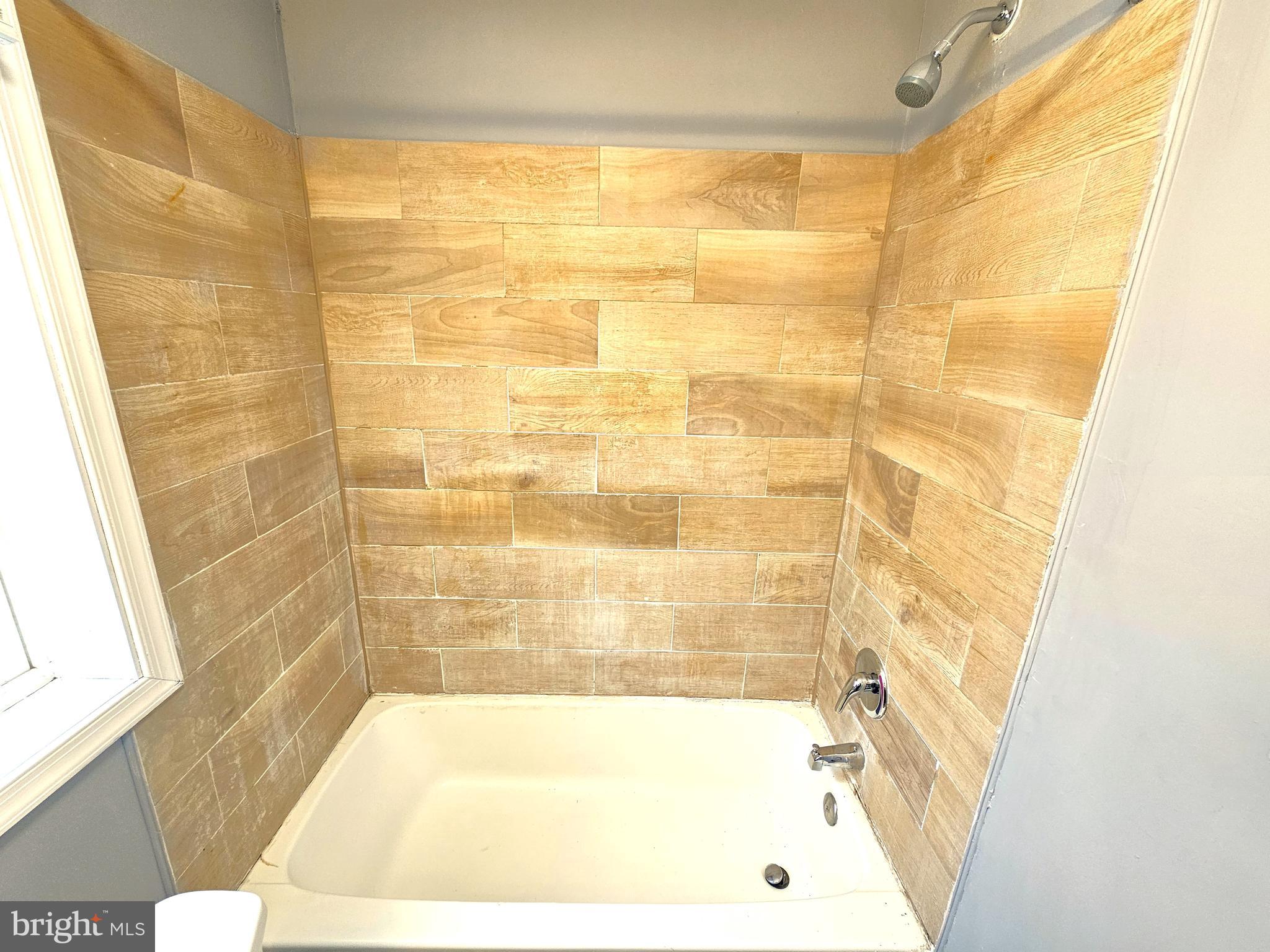 ARUNDEL VILLAGE - Residential