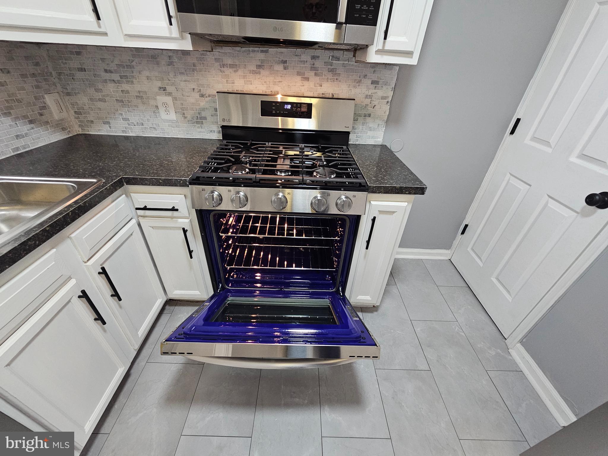 ARUNDEL VILLAGE - Residential