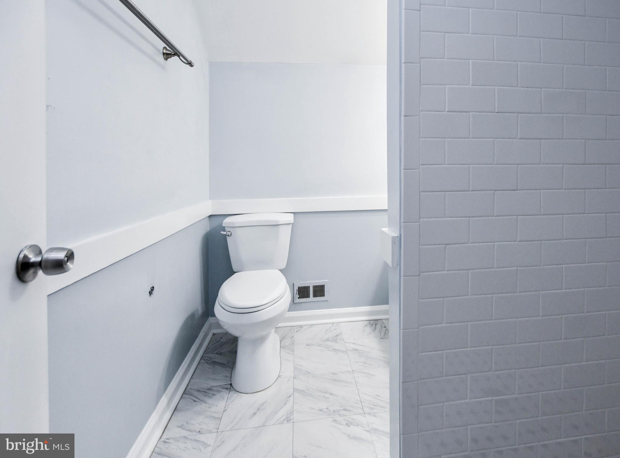 FAIRLINGTON GREEN - Residential Lease