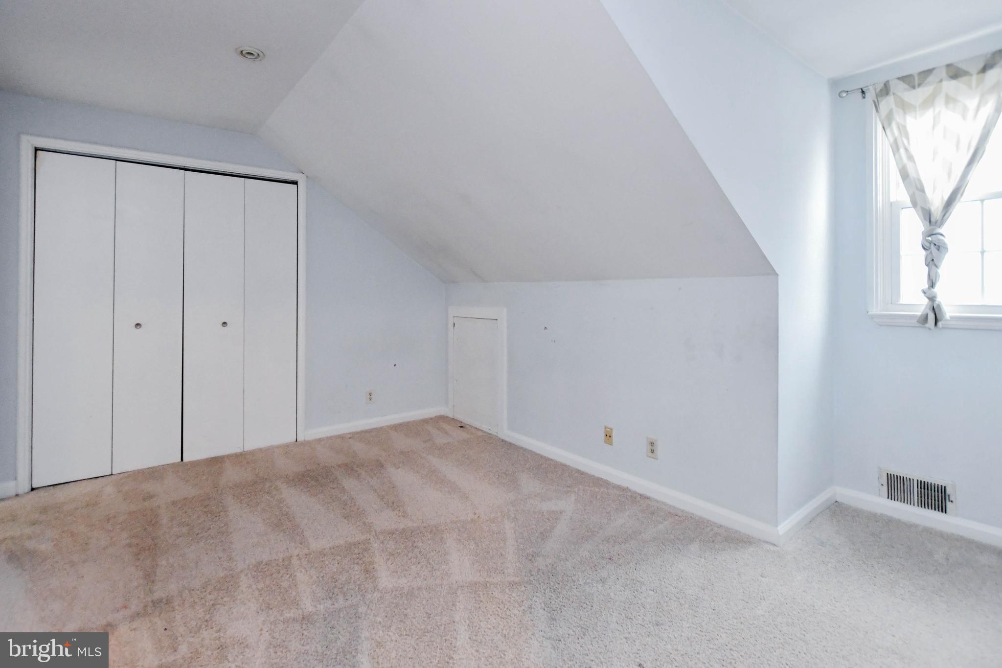 FAIRLINGTON GREEN - Residential Lease