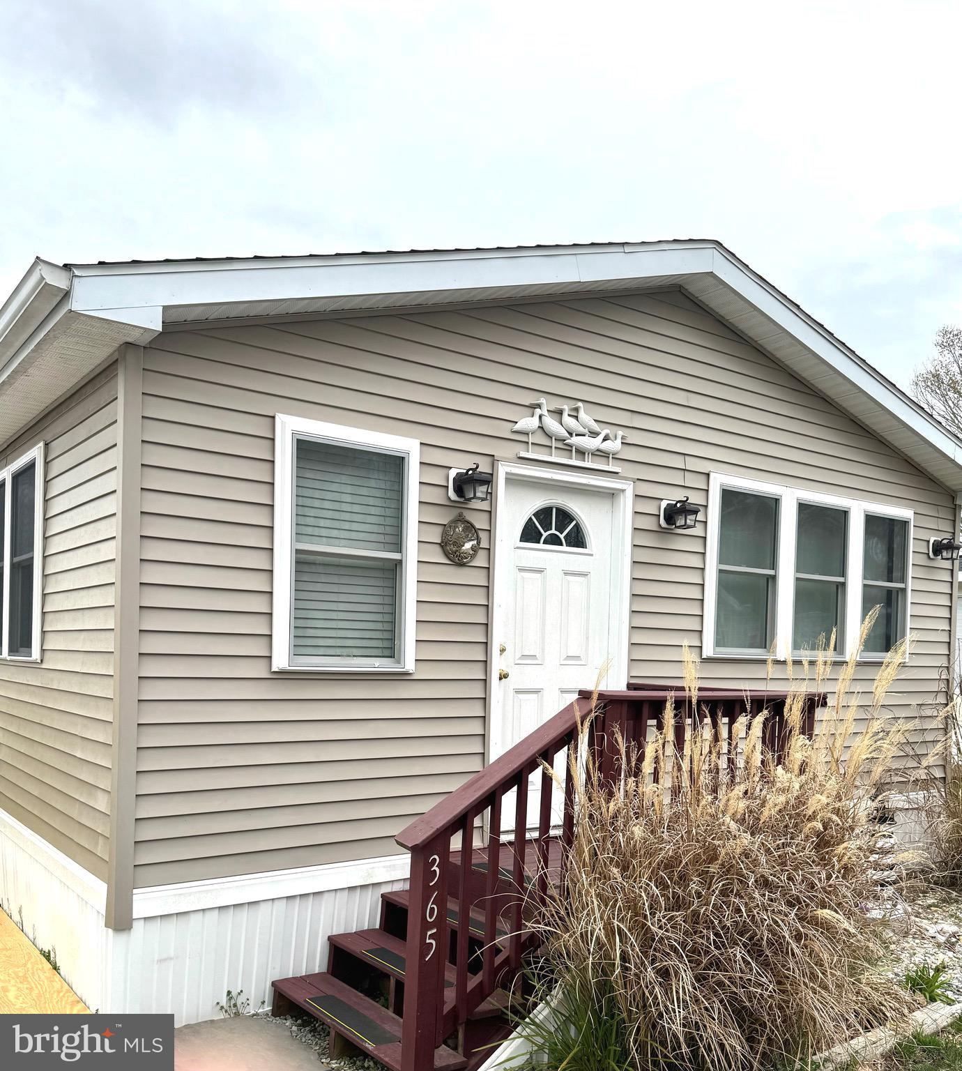 WHITE HORSE PARK III - Residential