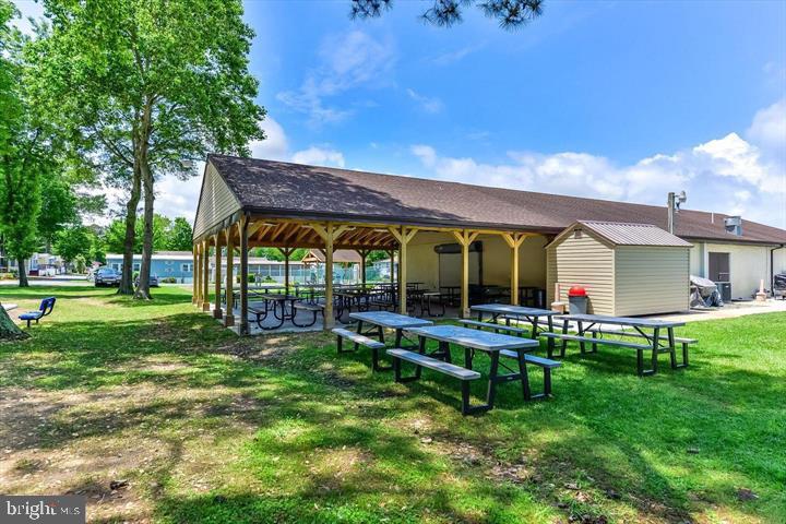 WHITE HORSE PARK III - Residential