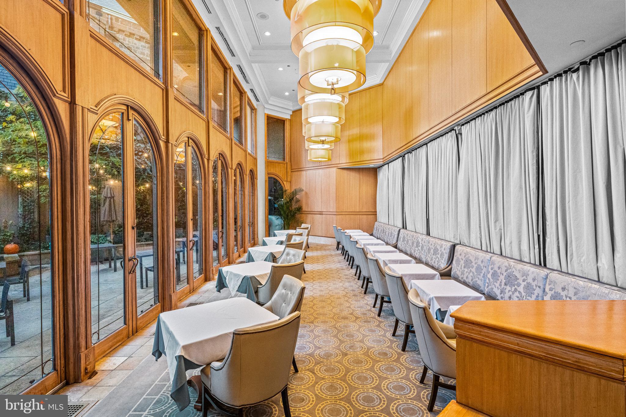 RITTENHOUSE SQUARE - Residential