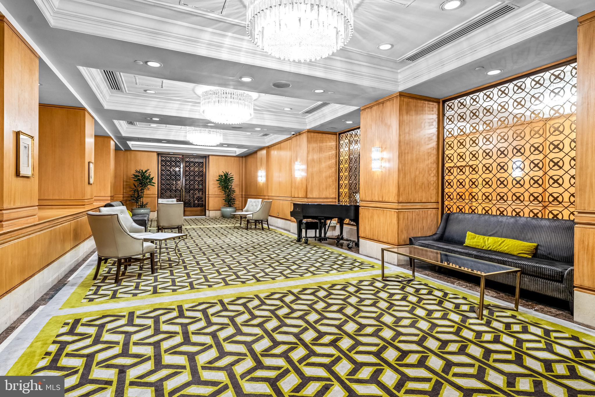 RITTENHOUSE SQUARE - Residential