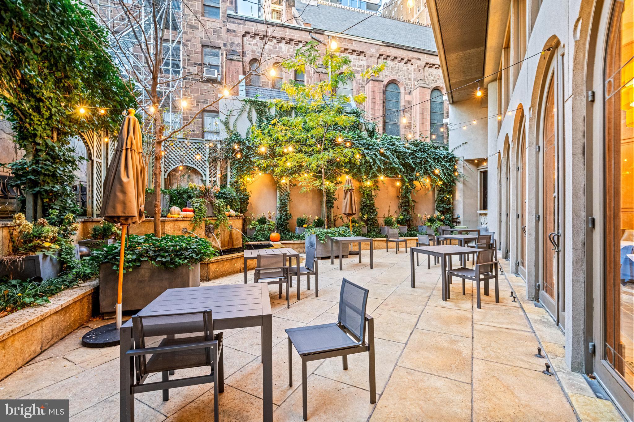 RITTENHOUSE SQUARE - Residential