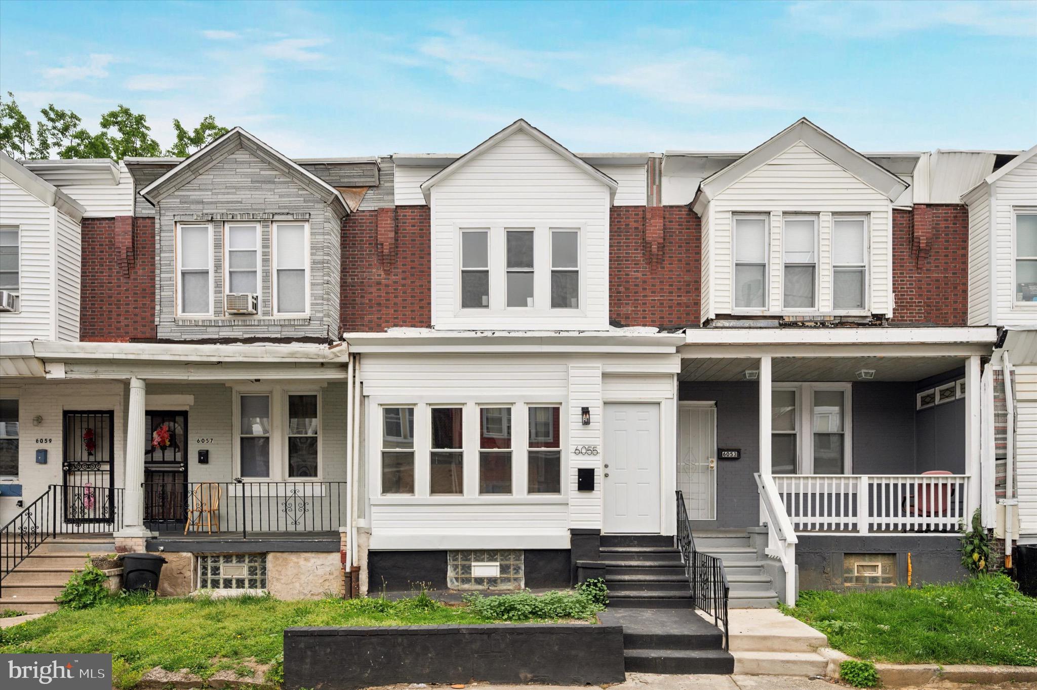 ELMWOOD PARK - Residential Lease