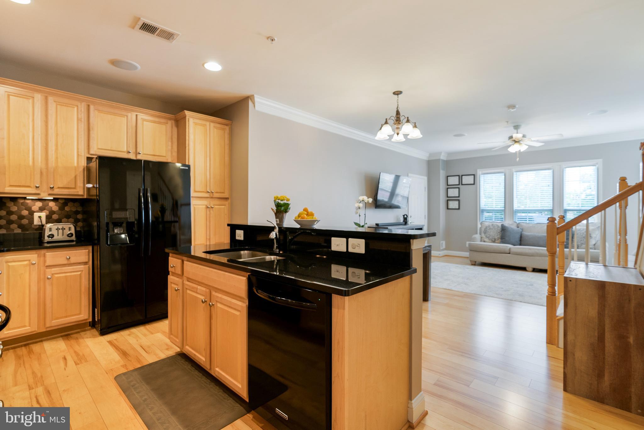 TOWNES AT GOOSE CREEK VILLAGE - Residential