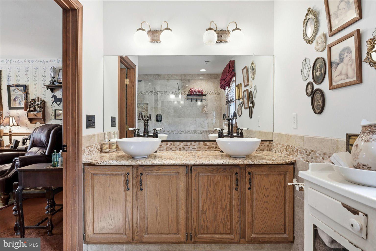 SNOW HILL - Residential