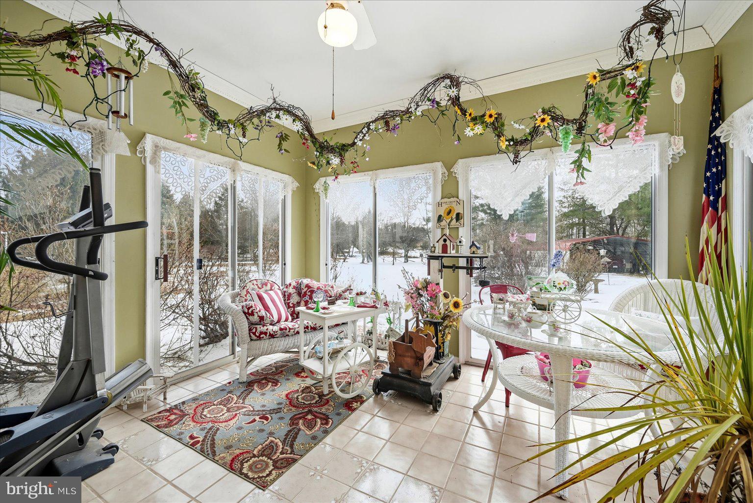 SNOW HILL - Residential