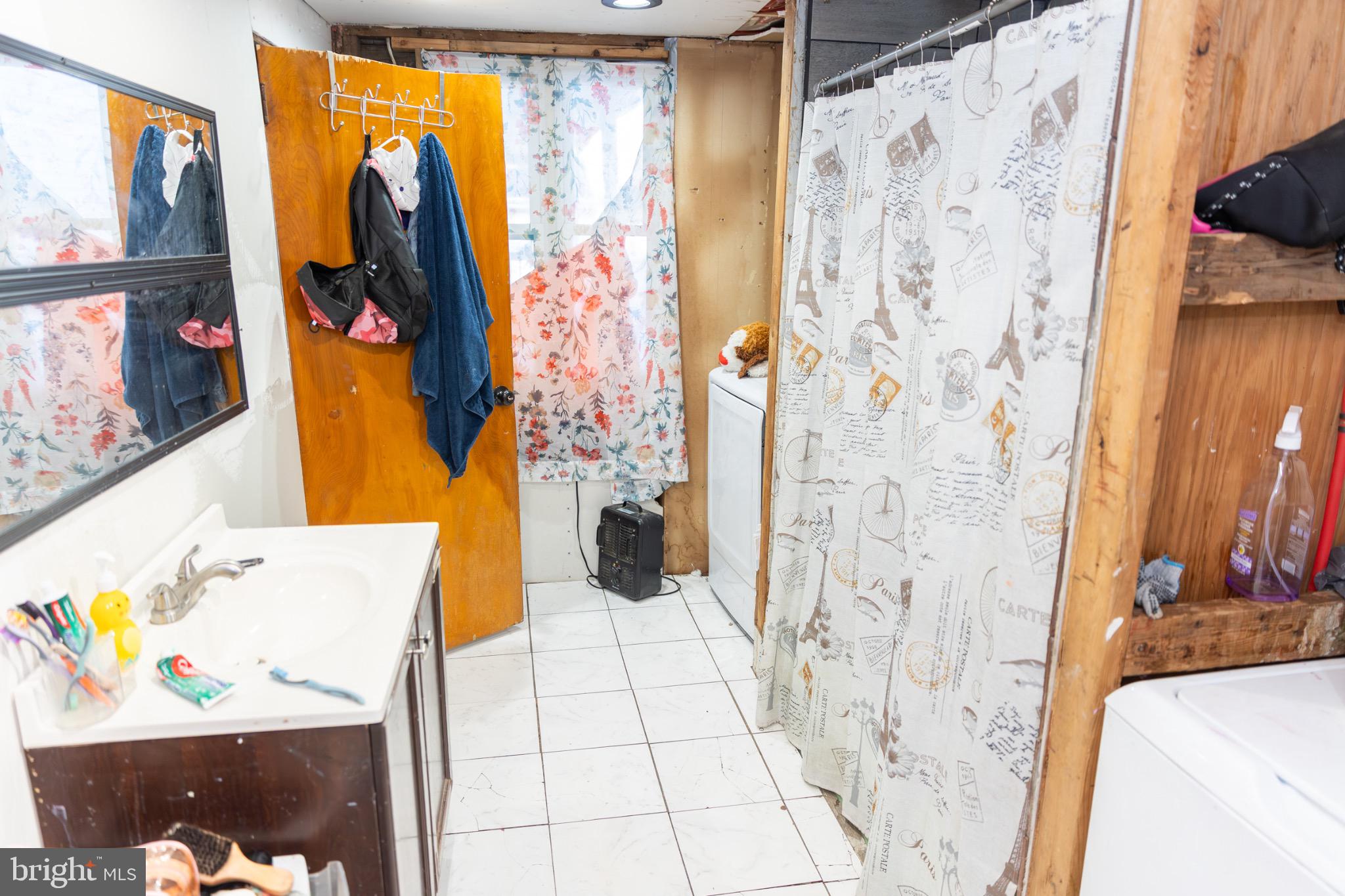 MINERSVILLE - Residential