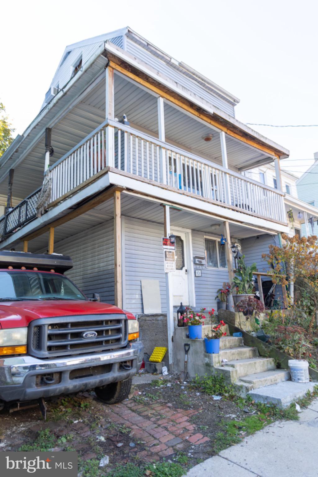 MINERSVILLE - Residential