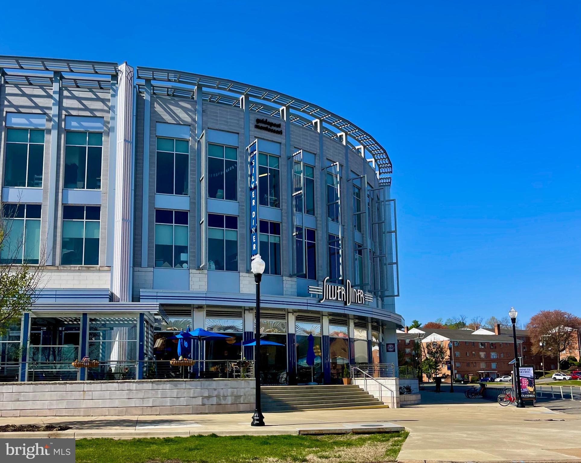 SKYLINE VILLAGE - Residential