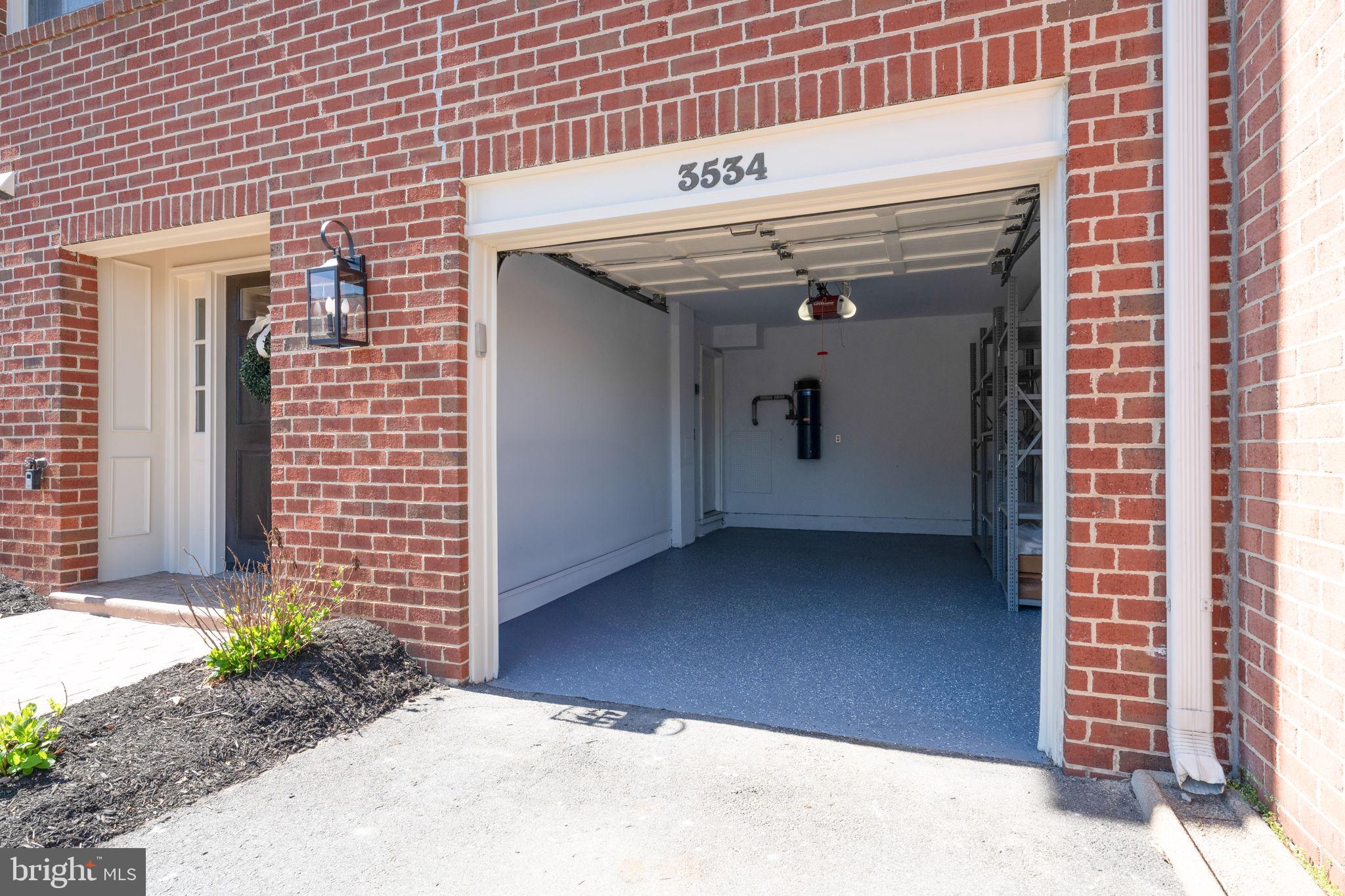 SKYLINE VILLAGE - Residential