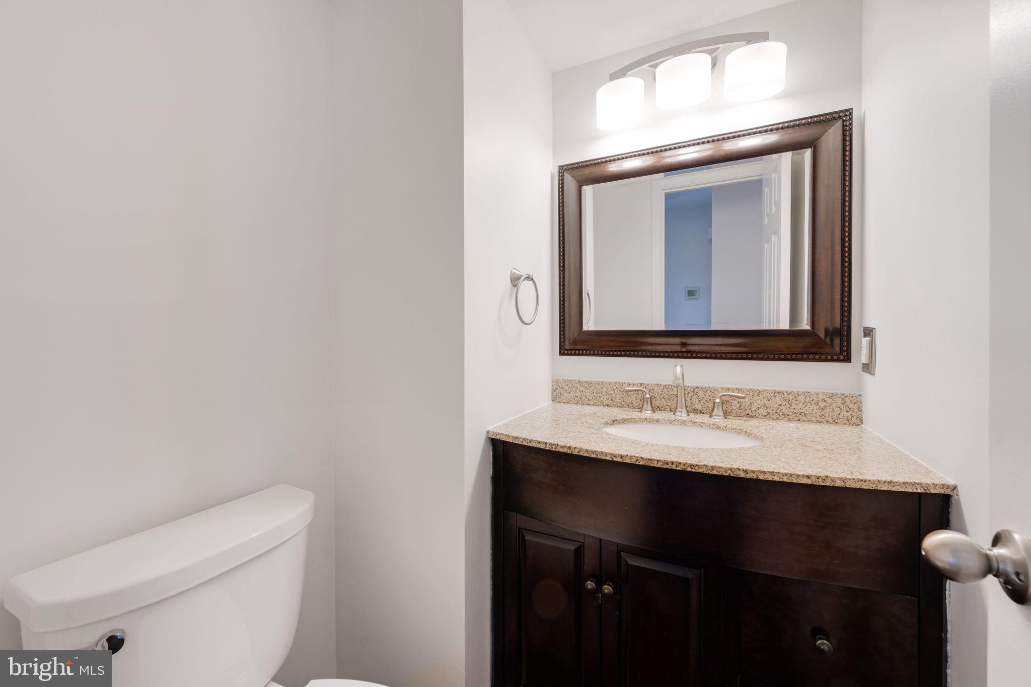 SKYLINE VILLAGE - Residential