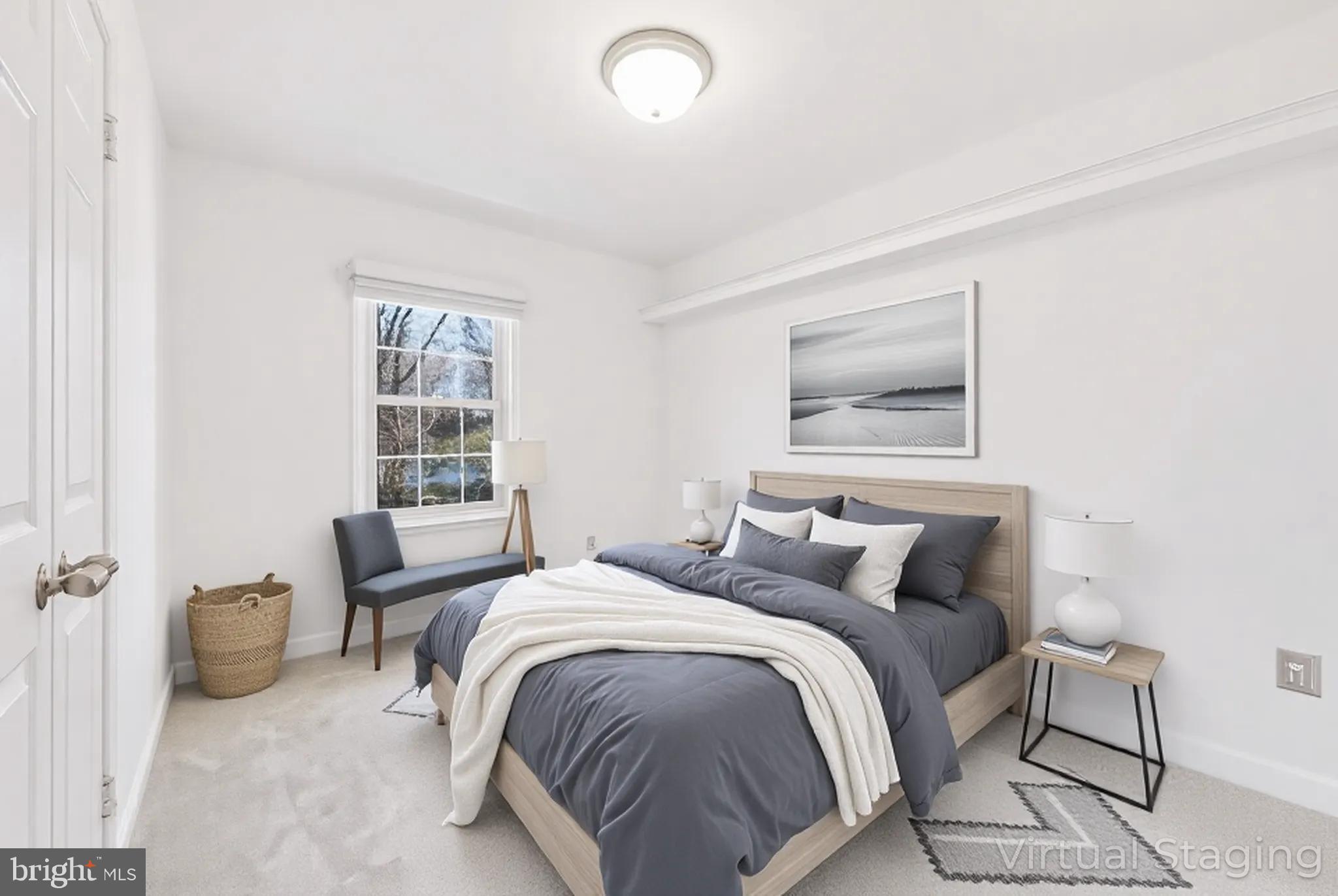 SKYLINE VILLAGE - Residential