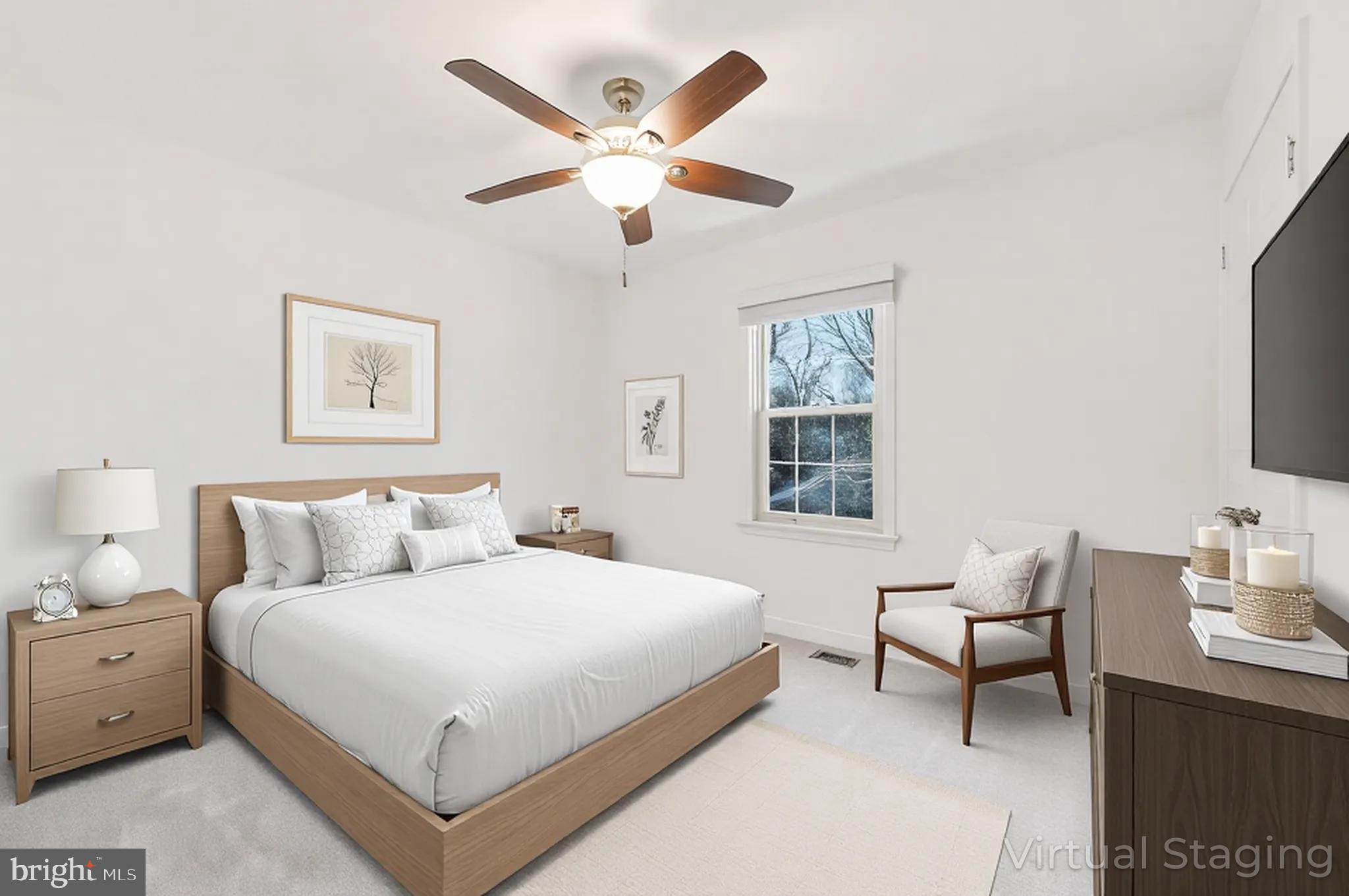 SKYLINE VILLAGE - Residential