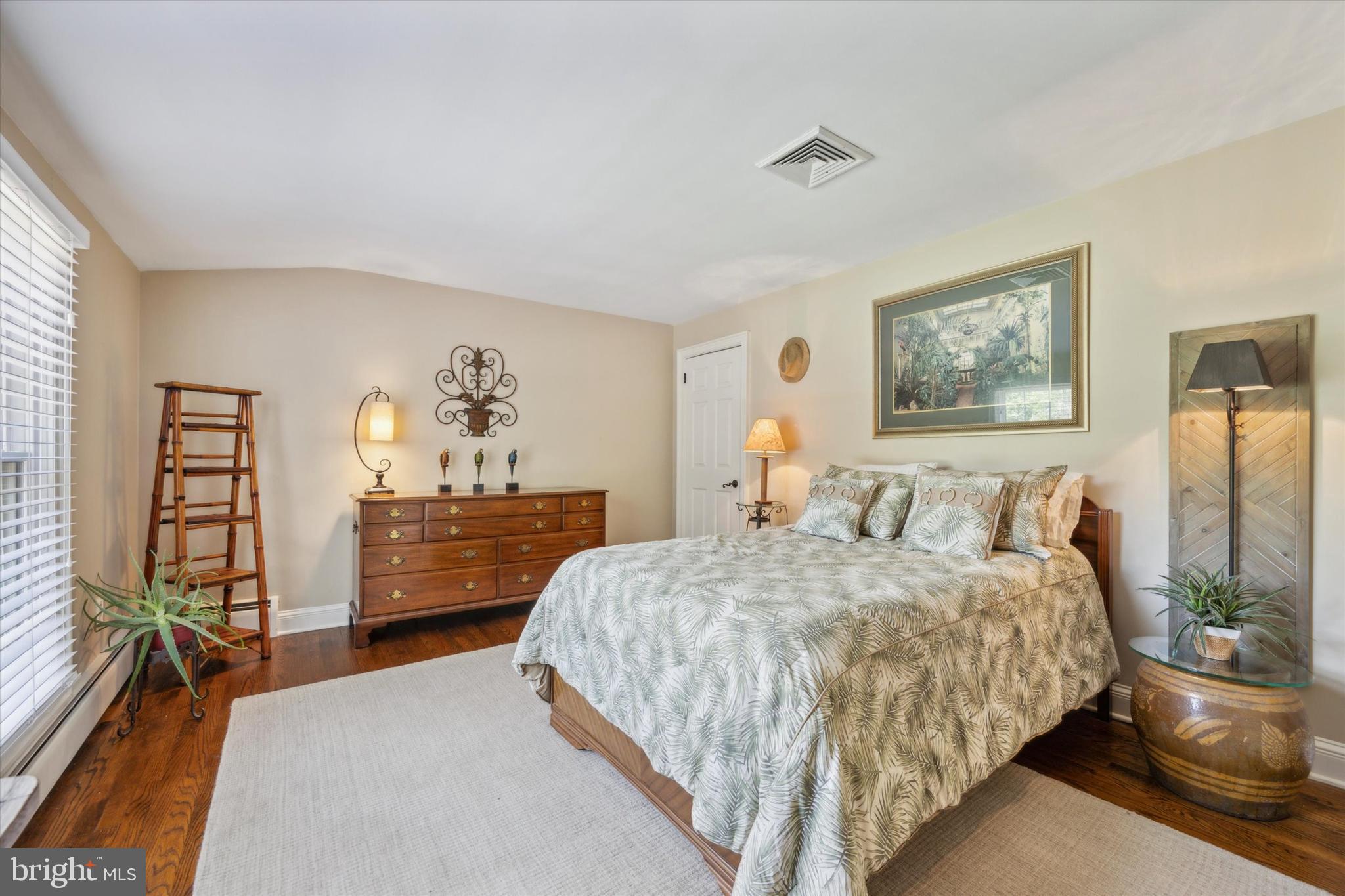 DOYLESTOWN - Residential