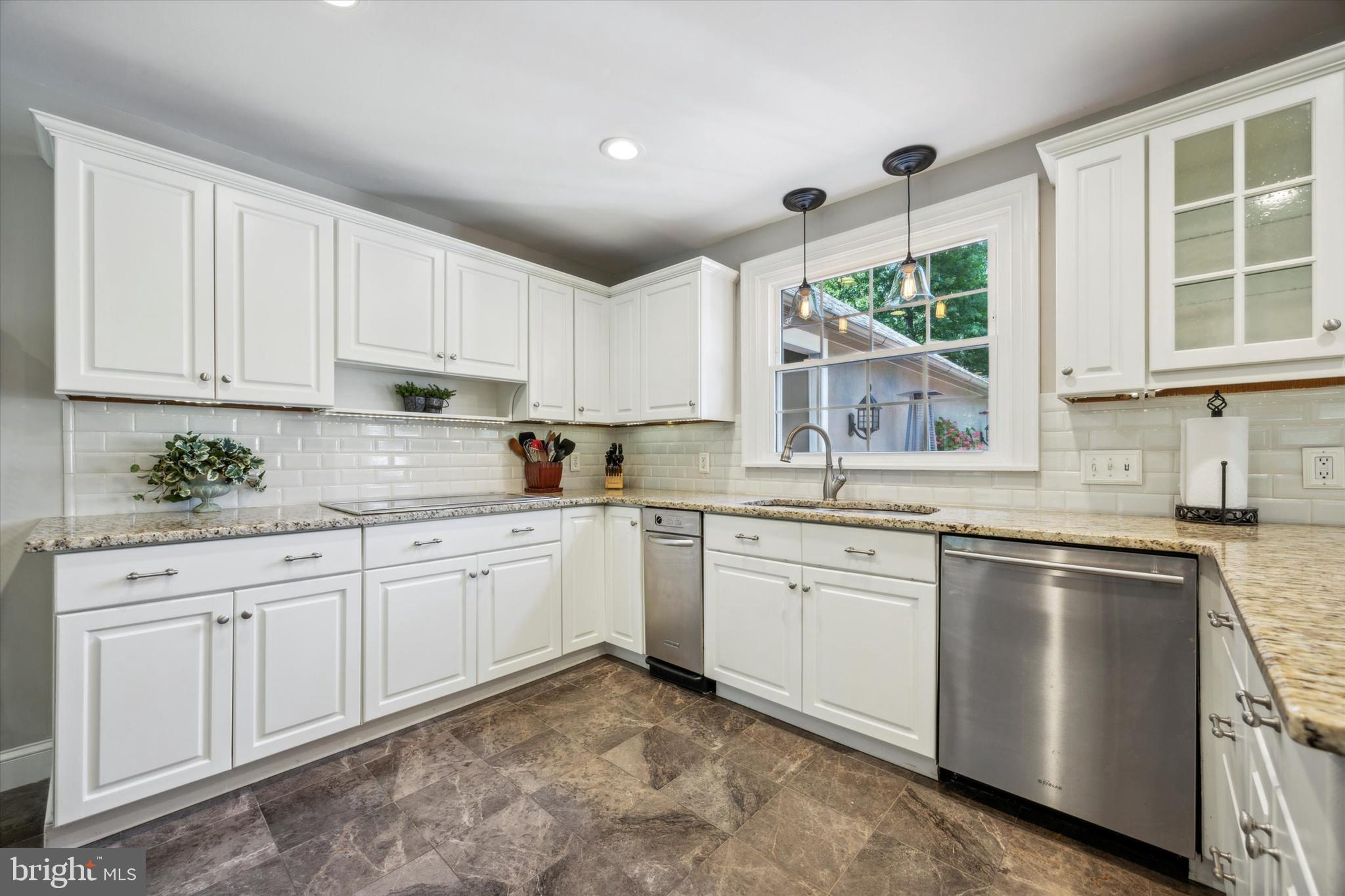 DOYLESTOWN - Residential