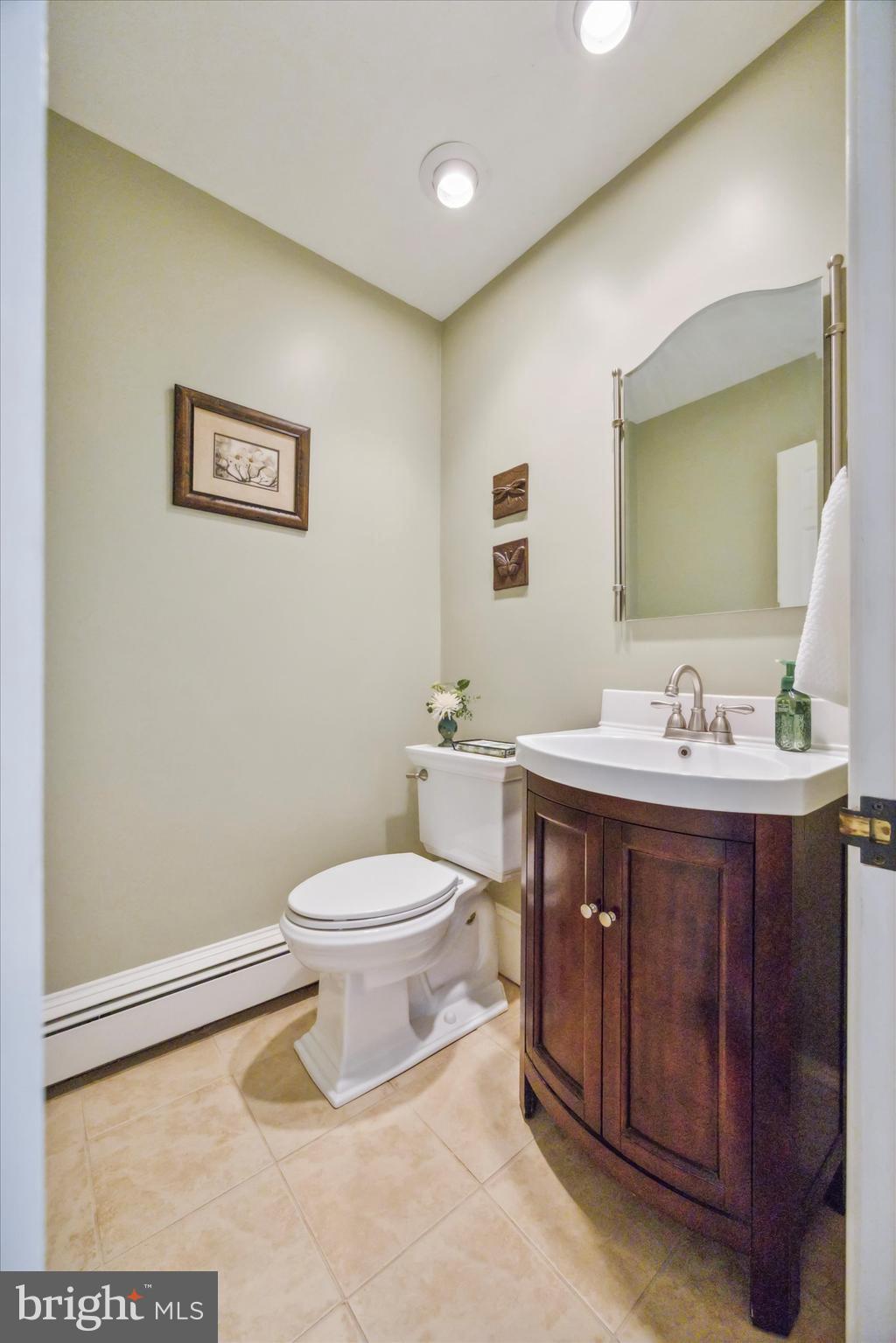 DOYLESTOWN - Residential